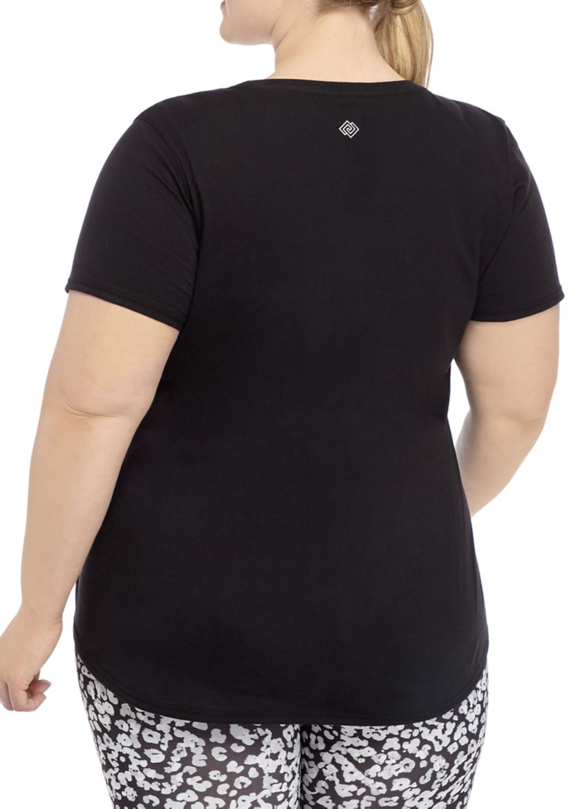Plus Size Scoop Neck T-Shirt