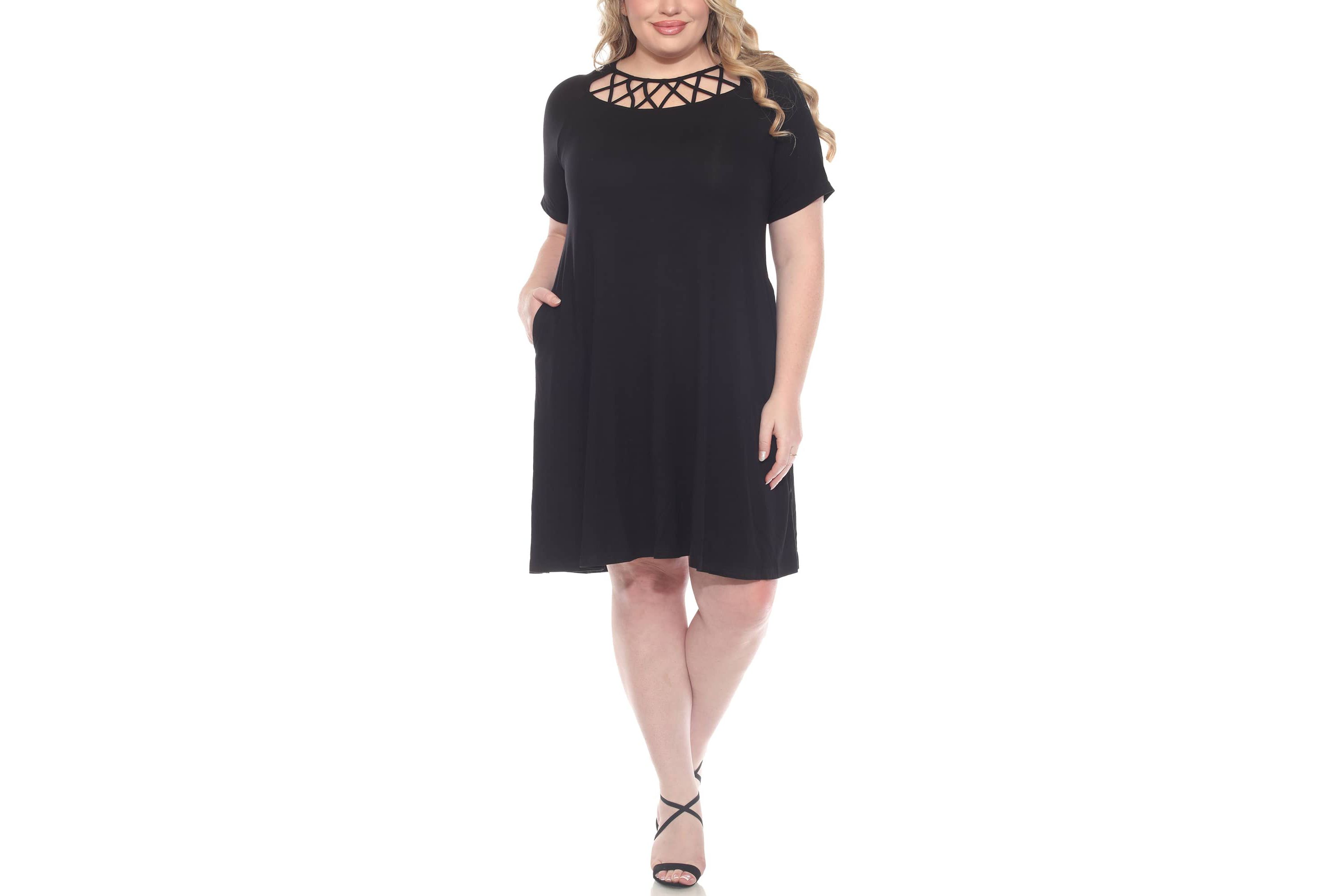 Plus Size Short Sleeve Criss-Cross Neck A-Line Dress