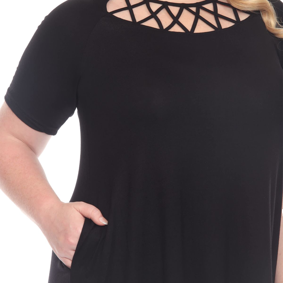 Plus Size Short Sleeve Criss-Cross Neck A-Line Dress
