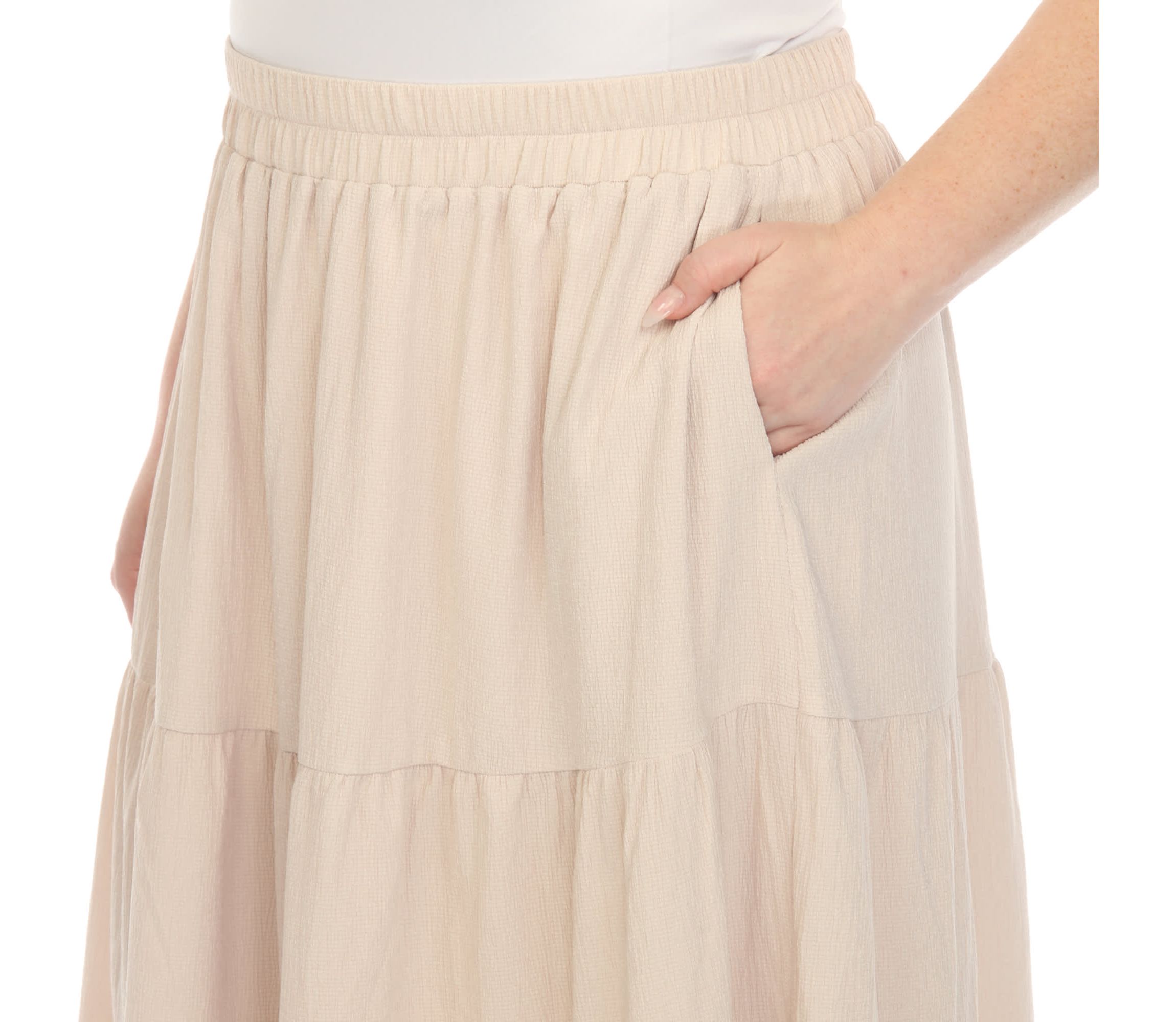 Plus Size Pleated Tiered Maxi Skirt