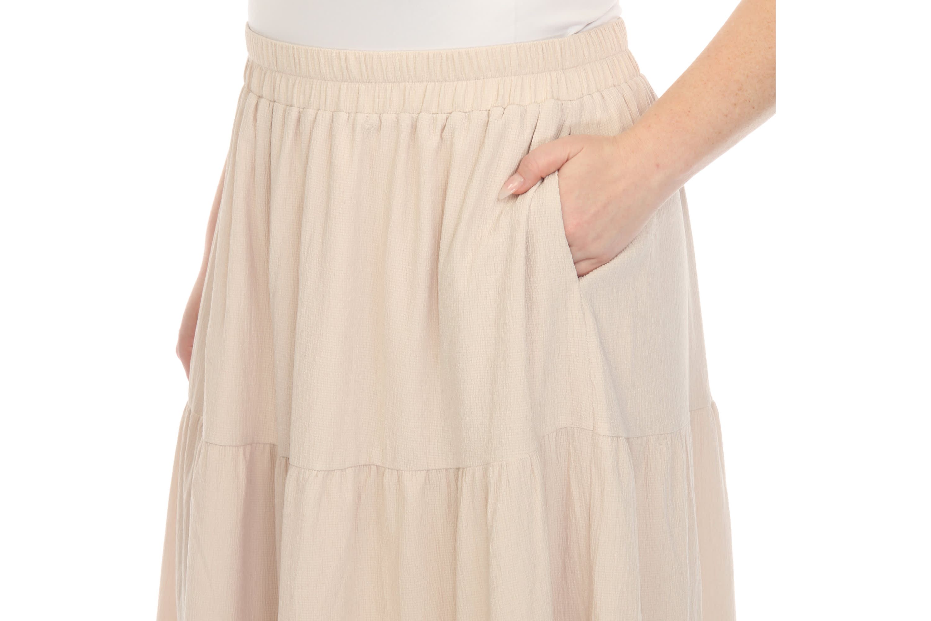 Plus Size Pleated Tiered Maxi Skirt
