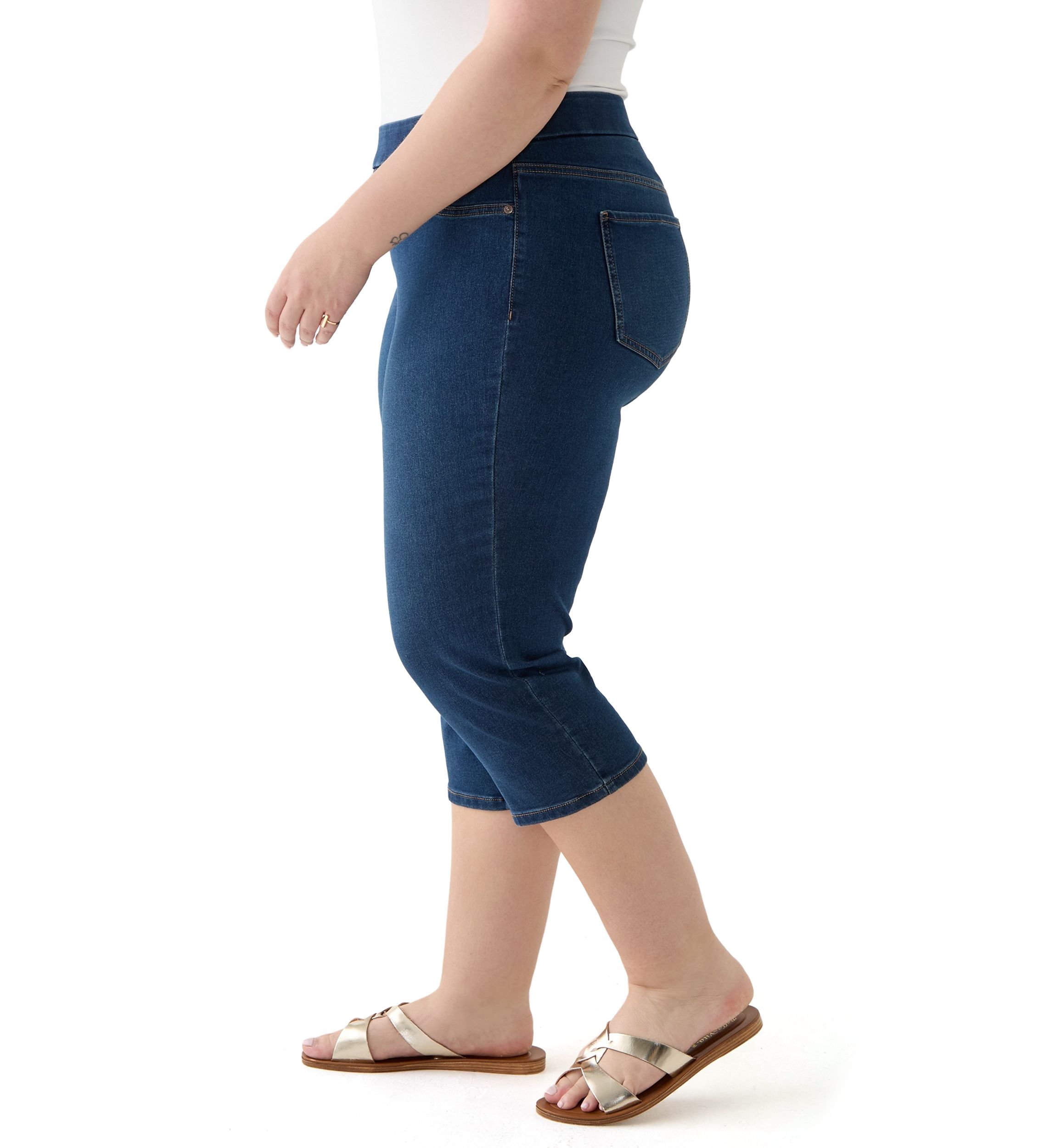 Plus Size Knit Denim Capri Pants