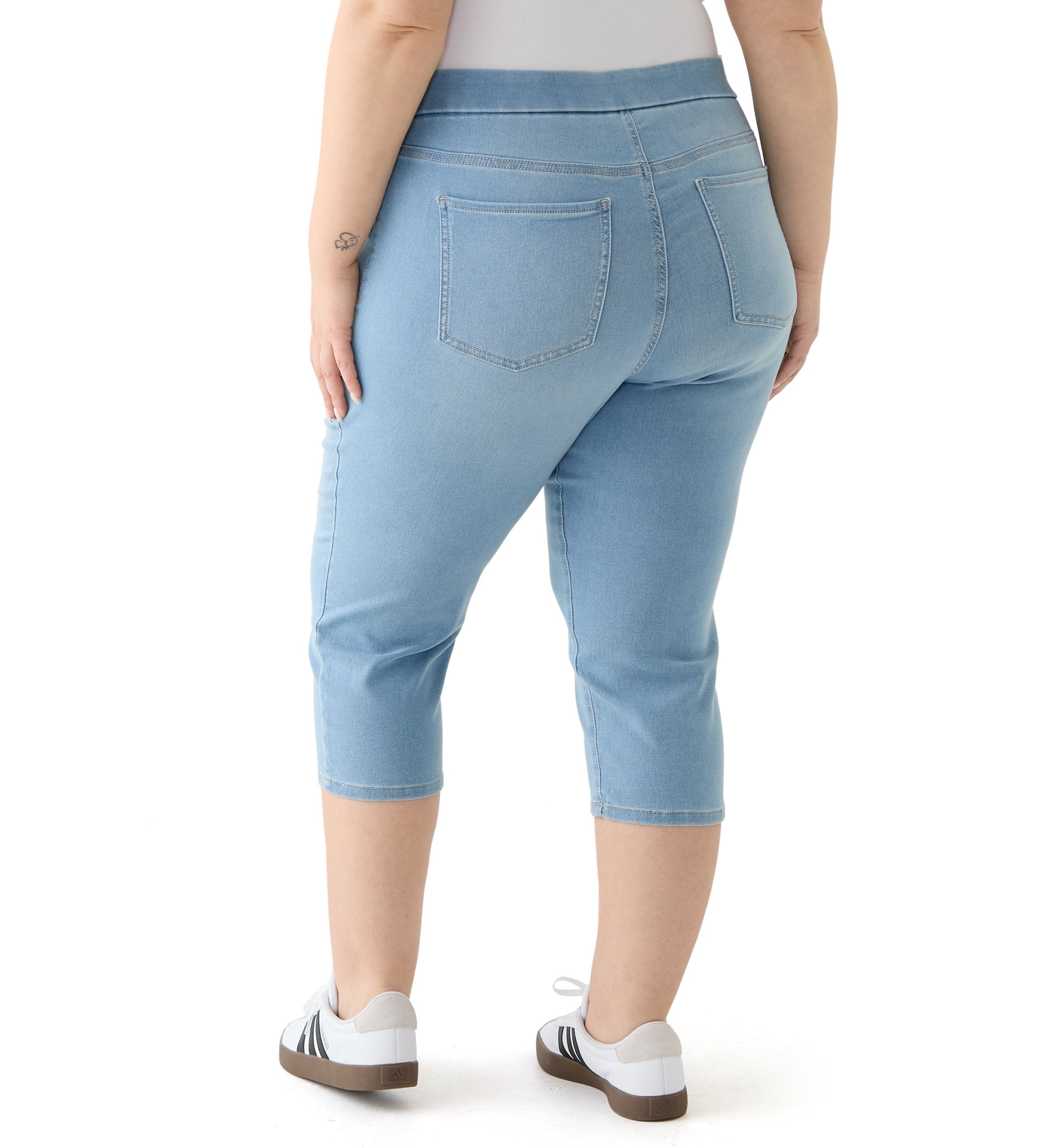 Plus Size Knit Denim Capri Pants