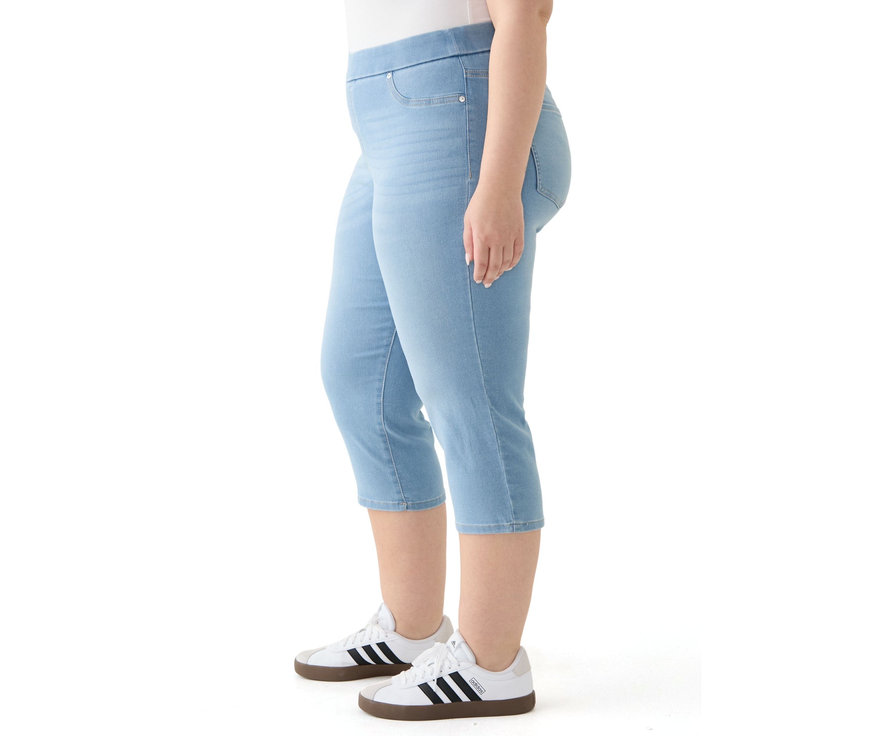 Plus Size Knit Denim Capri Pants
