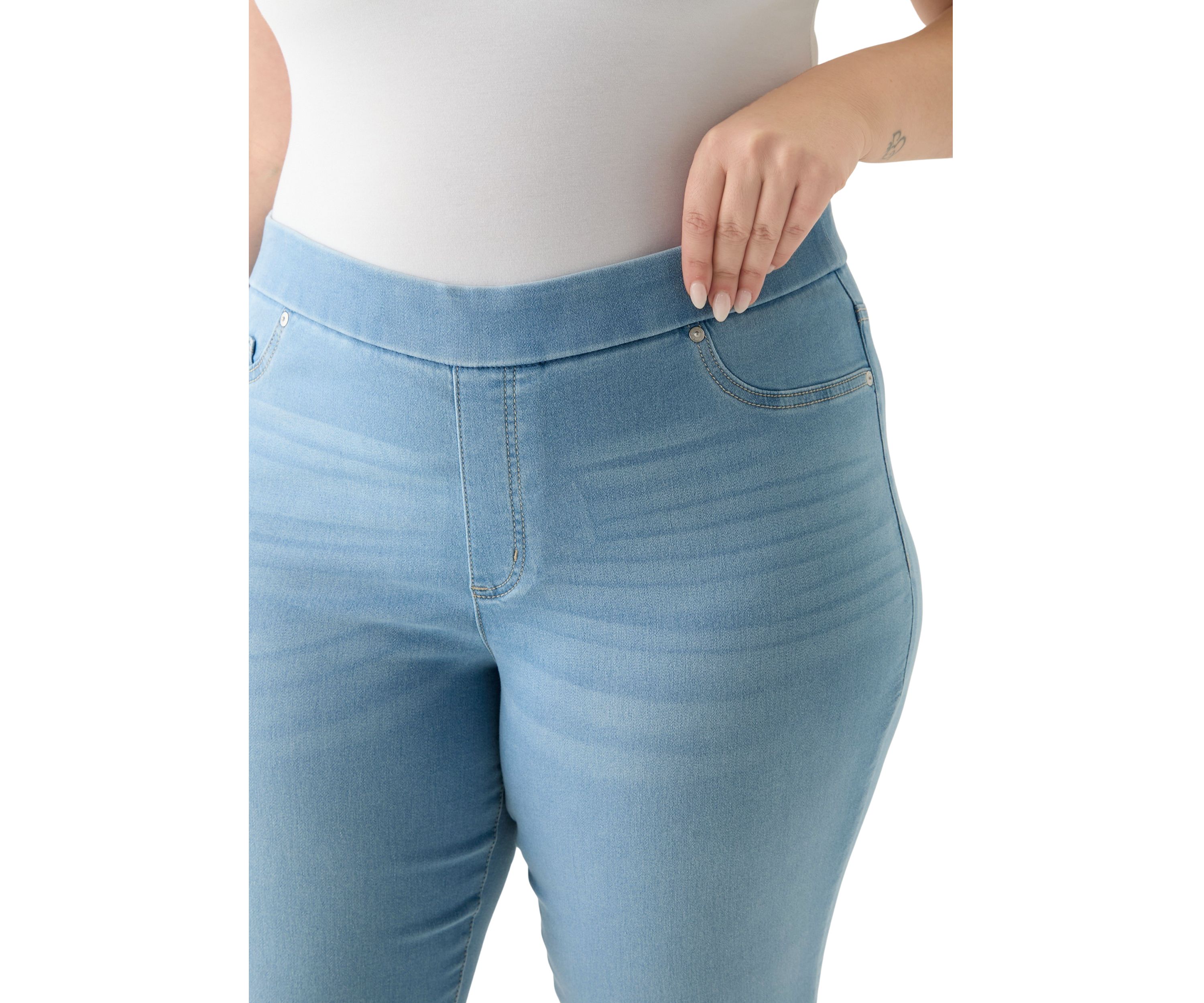 Plus Size Knit Denim Capri Pants