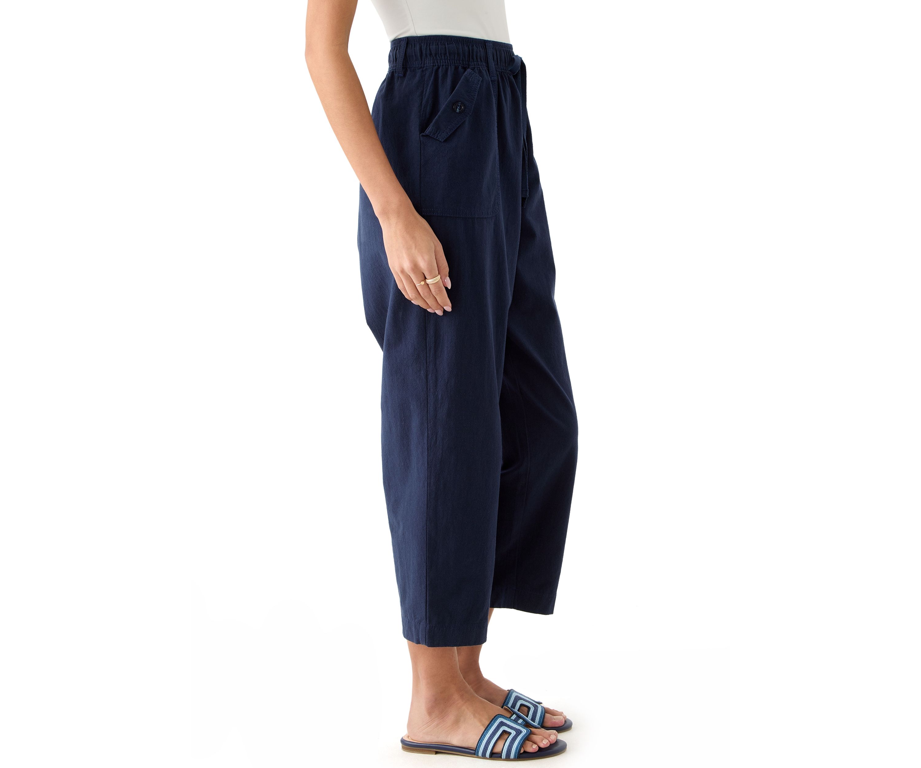 Petite Cropped Capri Pants