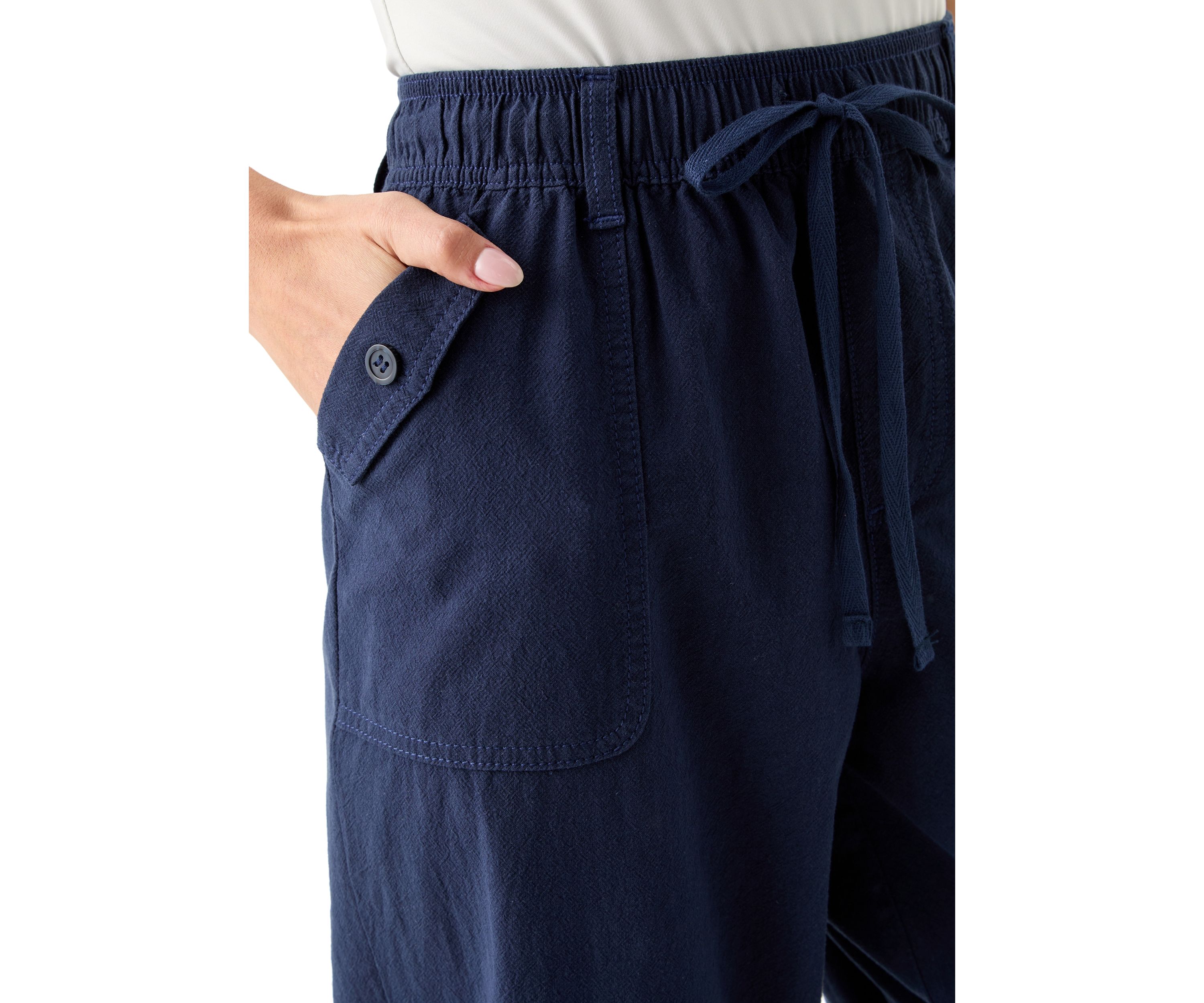 Petite Cropped Capri Pants