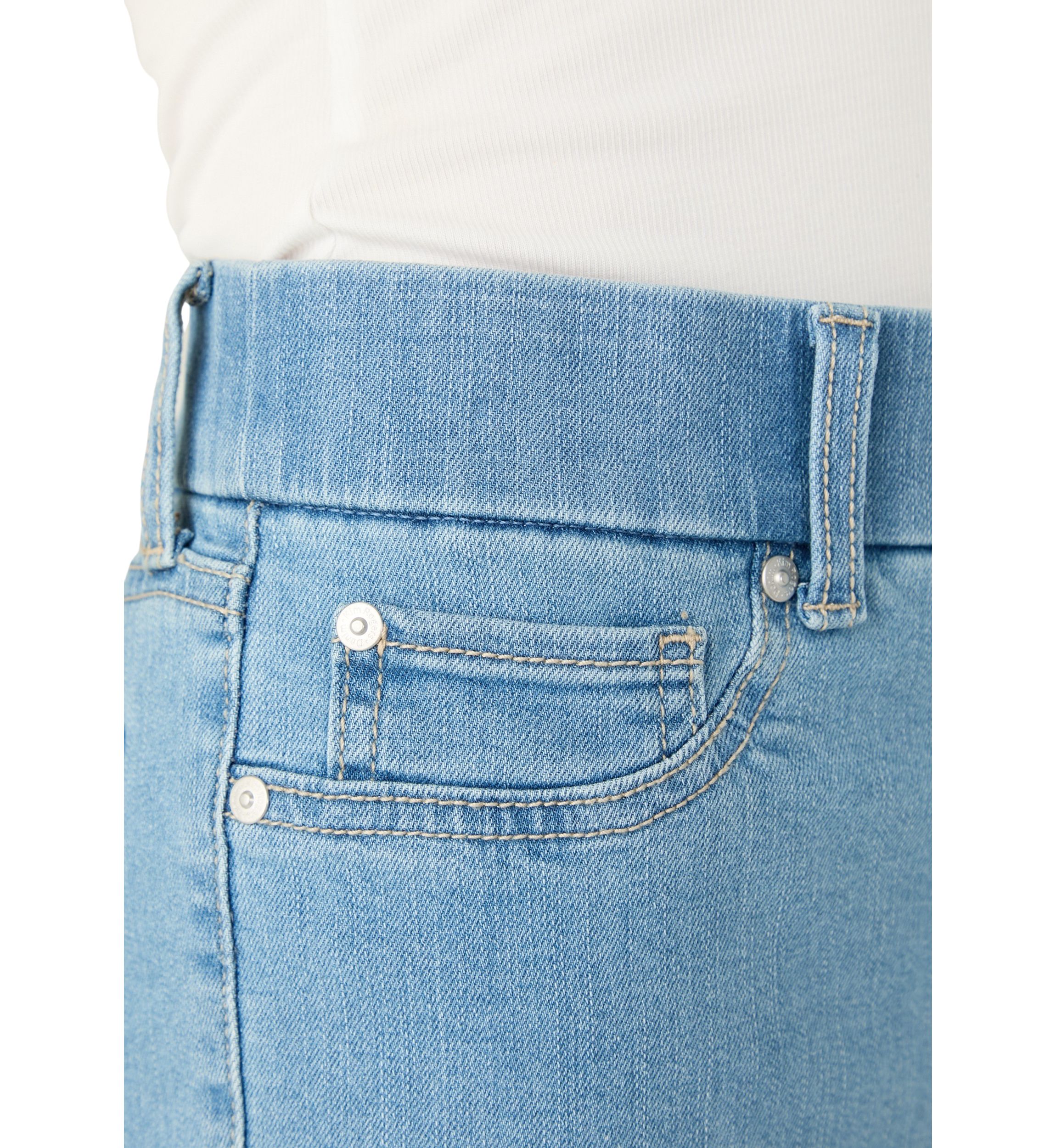 Petite Denim Capri Pants