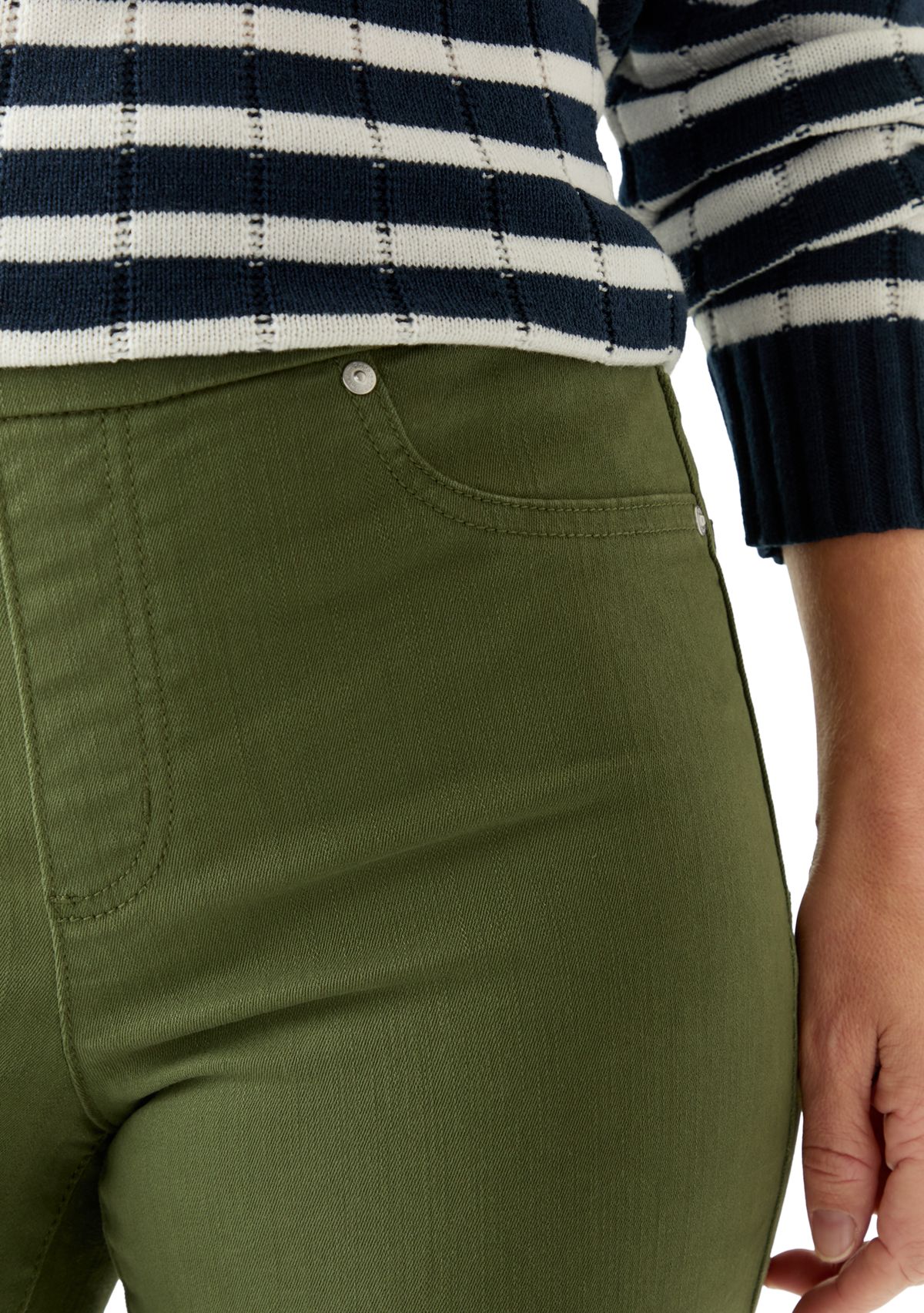  Womens Pull On Straight Leg Jeans 