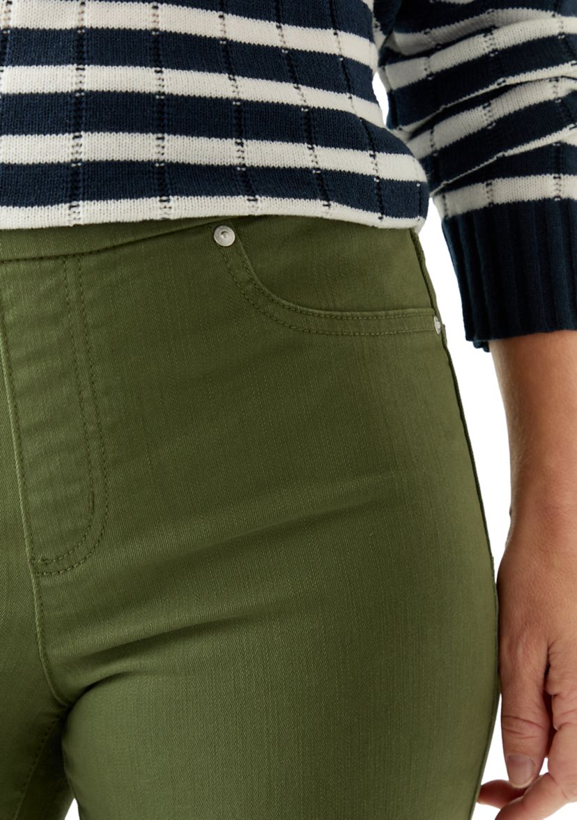  Womens Pull On Straight Leg Jeans 