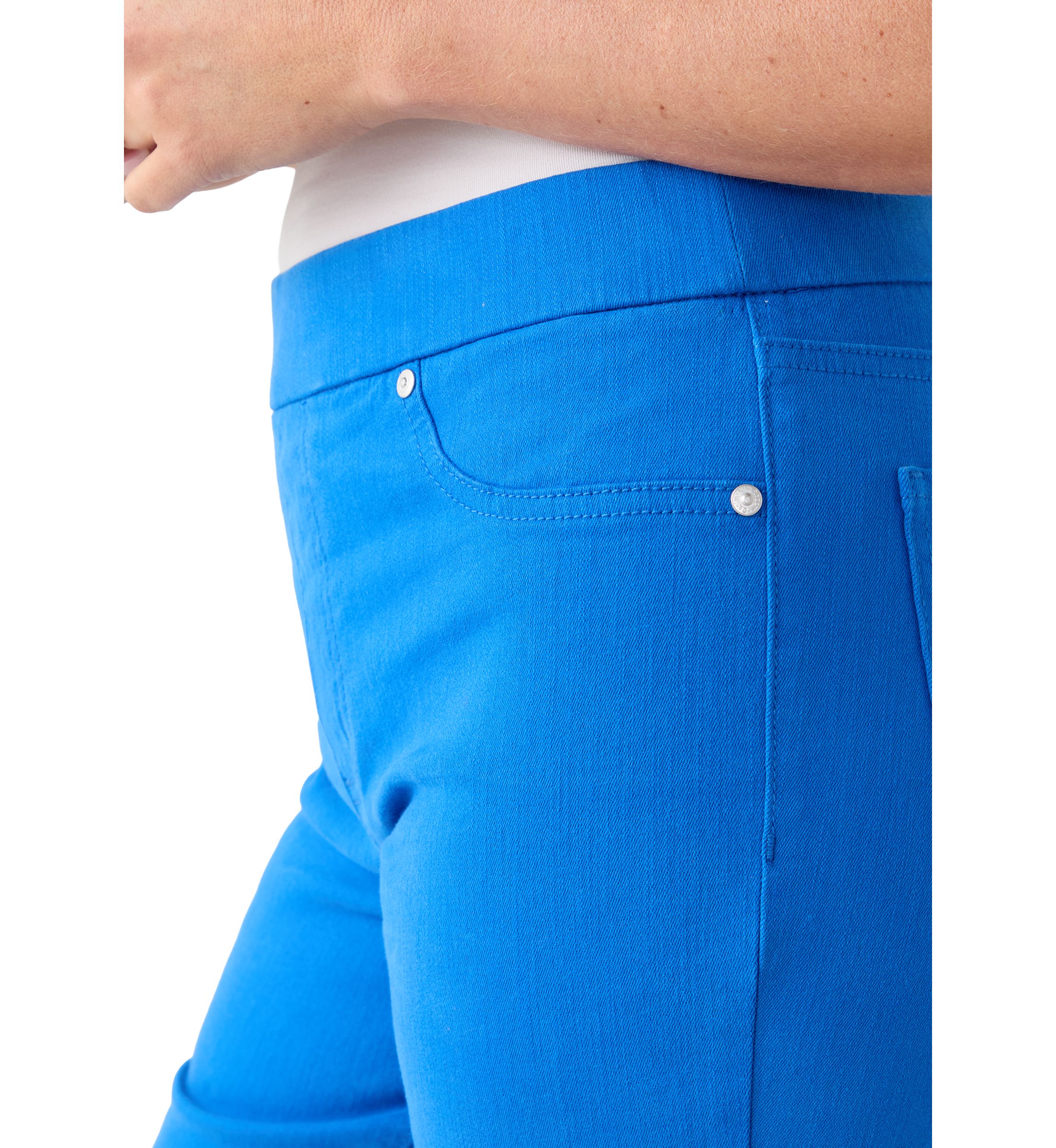 Petite Pull On Straight Leg Pants Denim Jeans