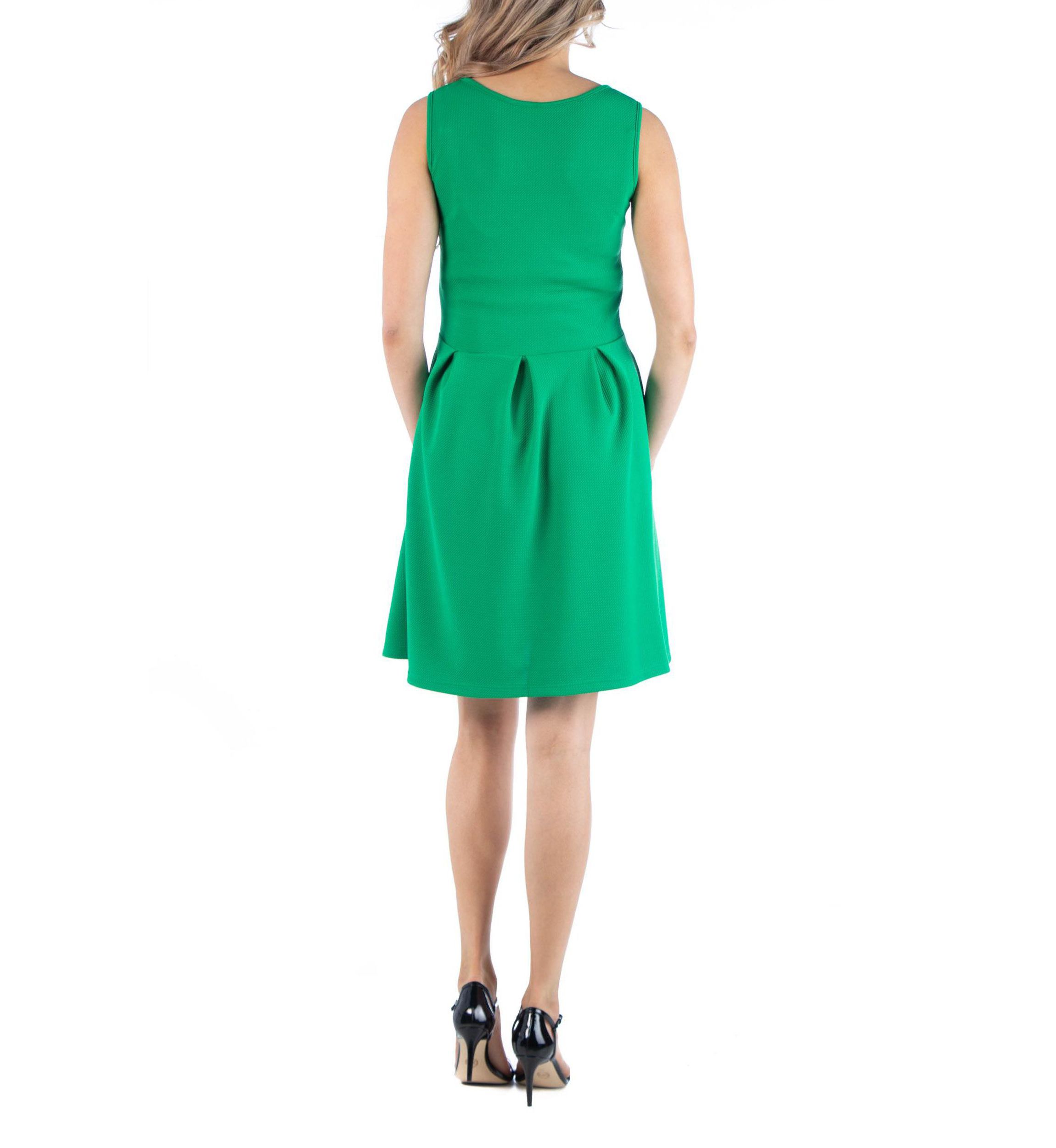 Sleeveless Pleated Maternity Dress with Pockets