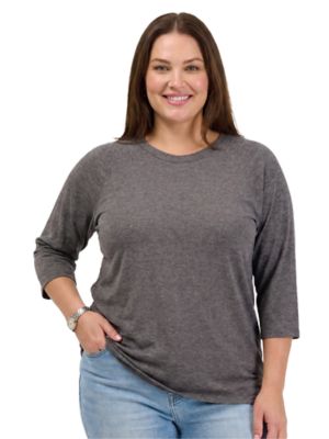24seven Comfort Apparel Women's Basic Curvy Soft Stretch Three-Quarter Sleeve Relaxed Top