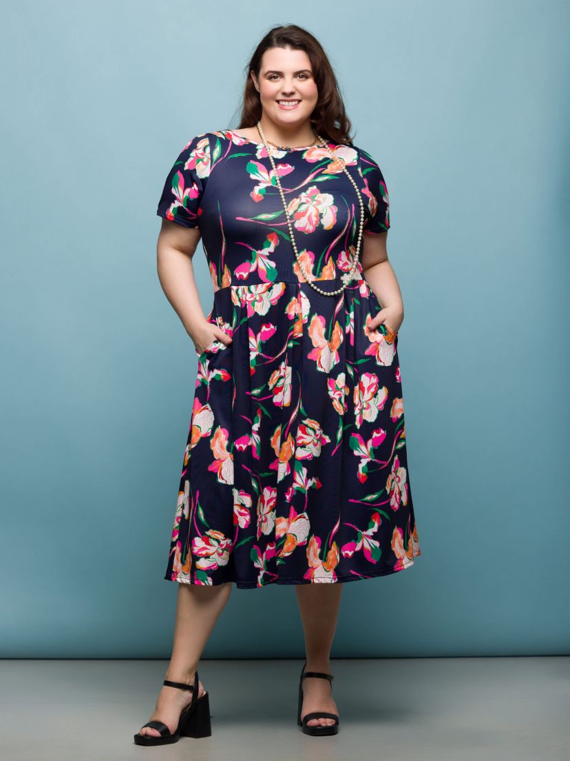 Plus Size Navy Floral Short Sleeve Pleated Flare Midi Pocket Dress