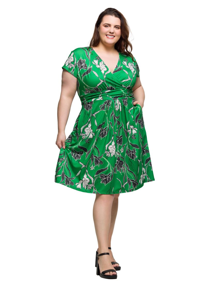 Plus Size Cap Sleeve Green Floral V Neck Knee Length Pocket Dress