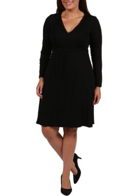 green emerald velvet dress Amazon.com: Hanna Nikole Mother of The Bride Dresses Plus Size Bell Sleeve  White Formal Dresses for Women White, 24 Plus : Clothing, Shoes & Jewelry main image 0