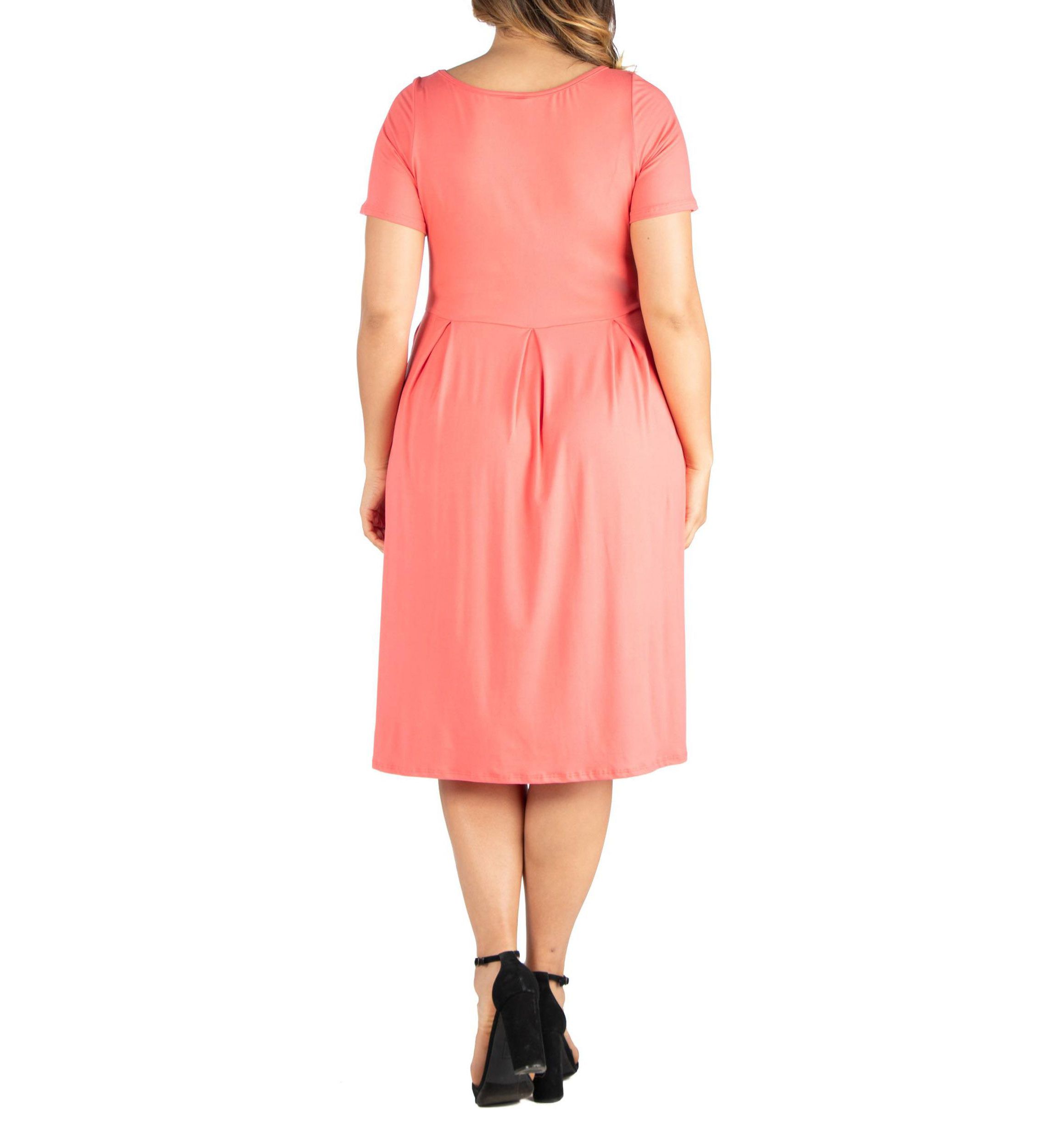 Short Sleeve Plus Size  Midi Skater Dress With Pockets