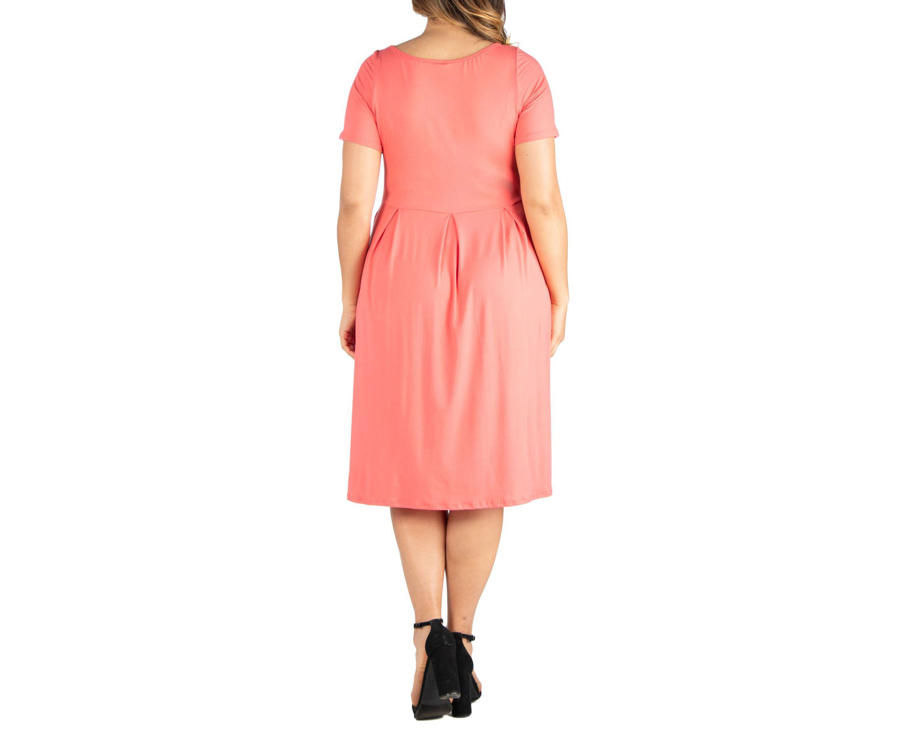Short Sleeve Plus Size  Midi Skater Dress With Pockets