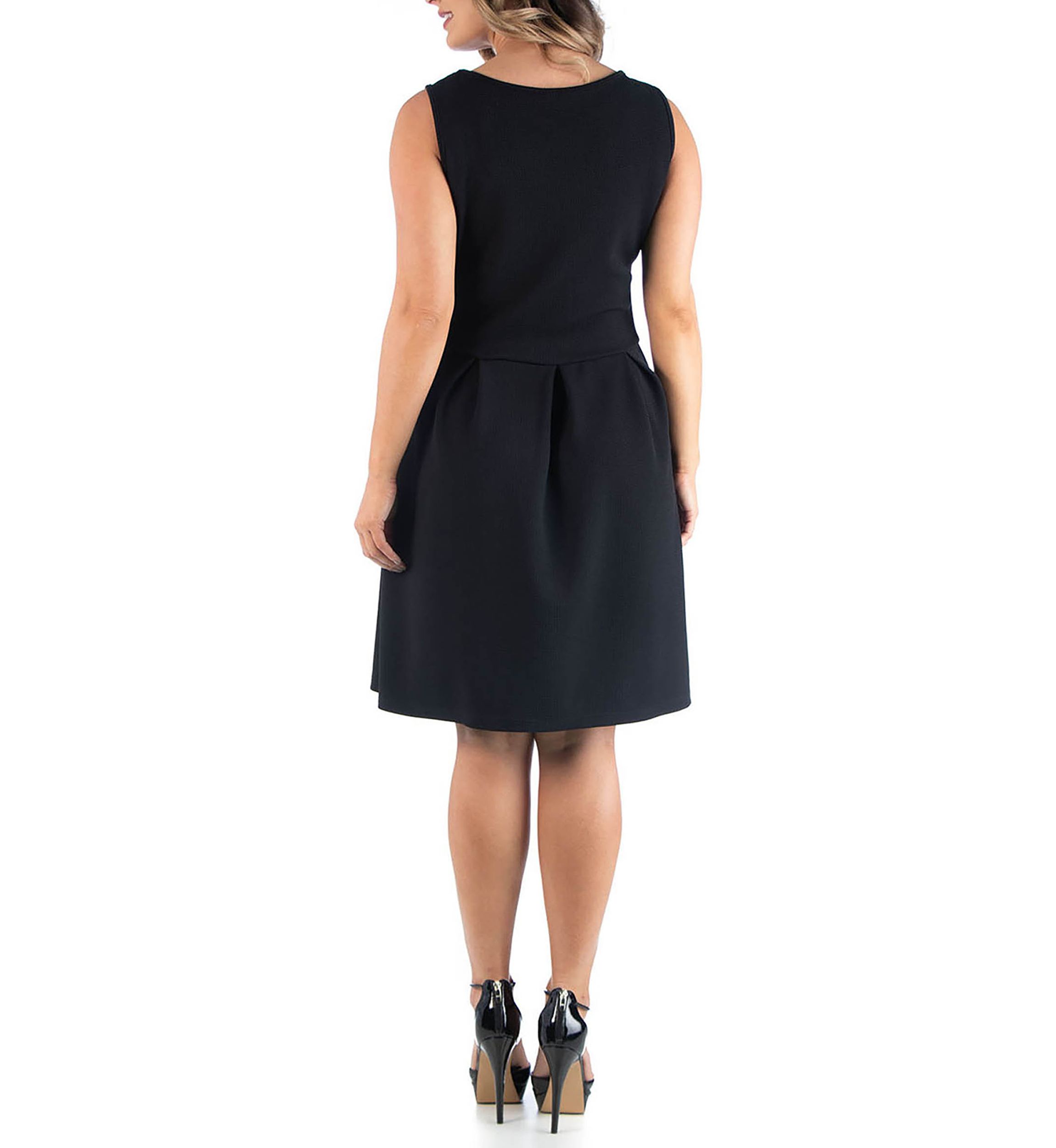 Plus Size Sleeveless  Dress with Pockets