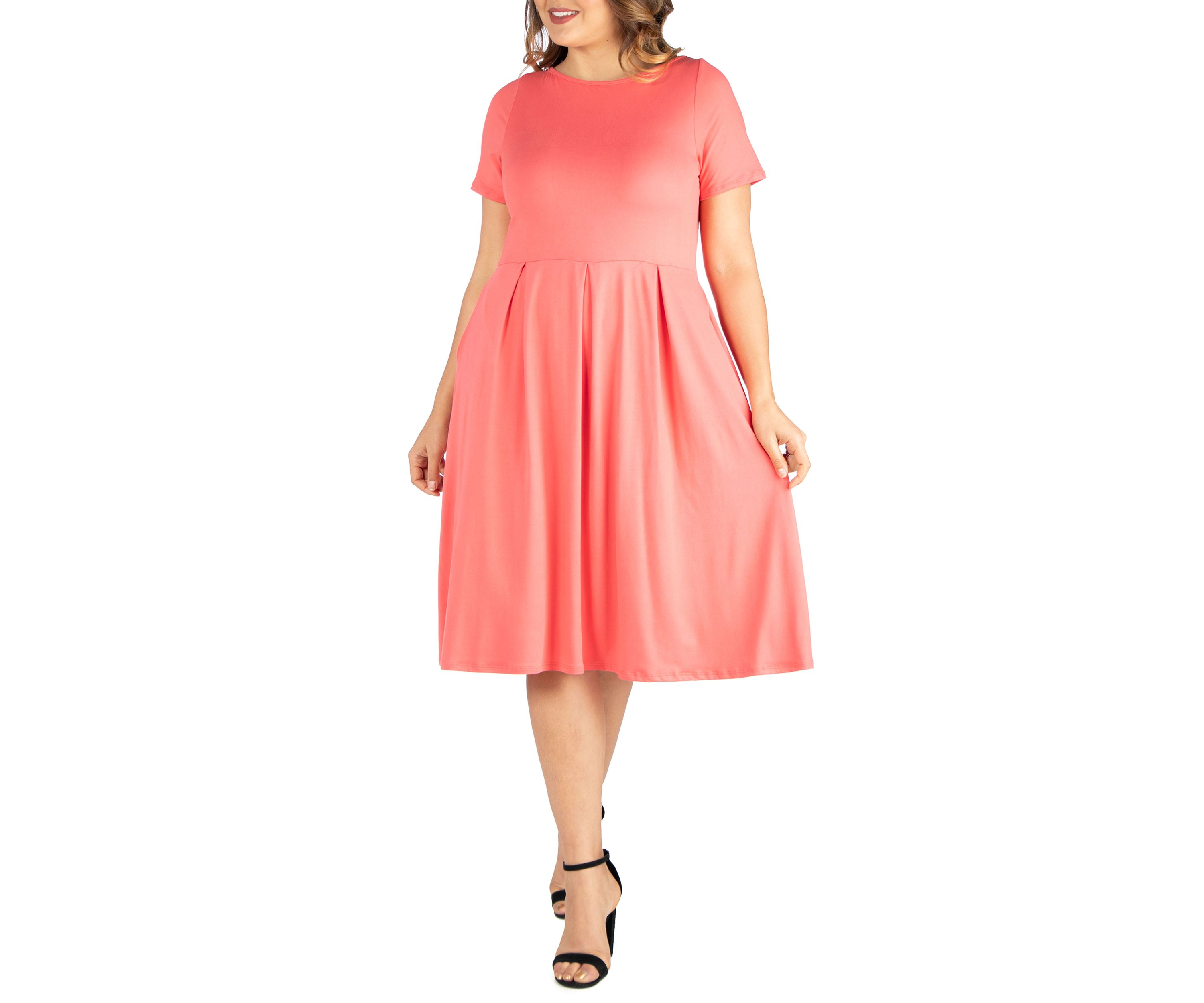Plus Size Short Sleeve Midi Skater Dress with Pockets