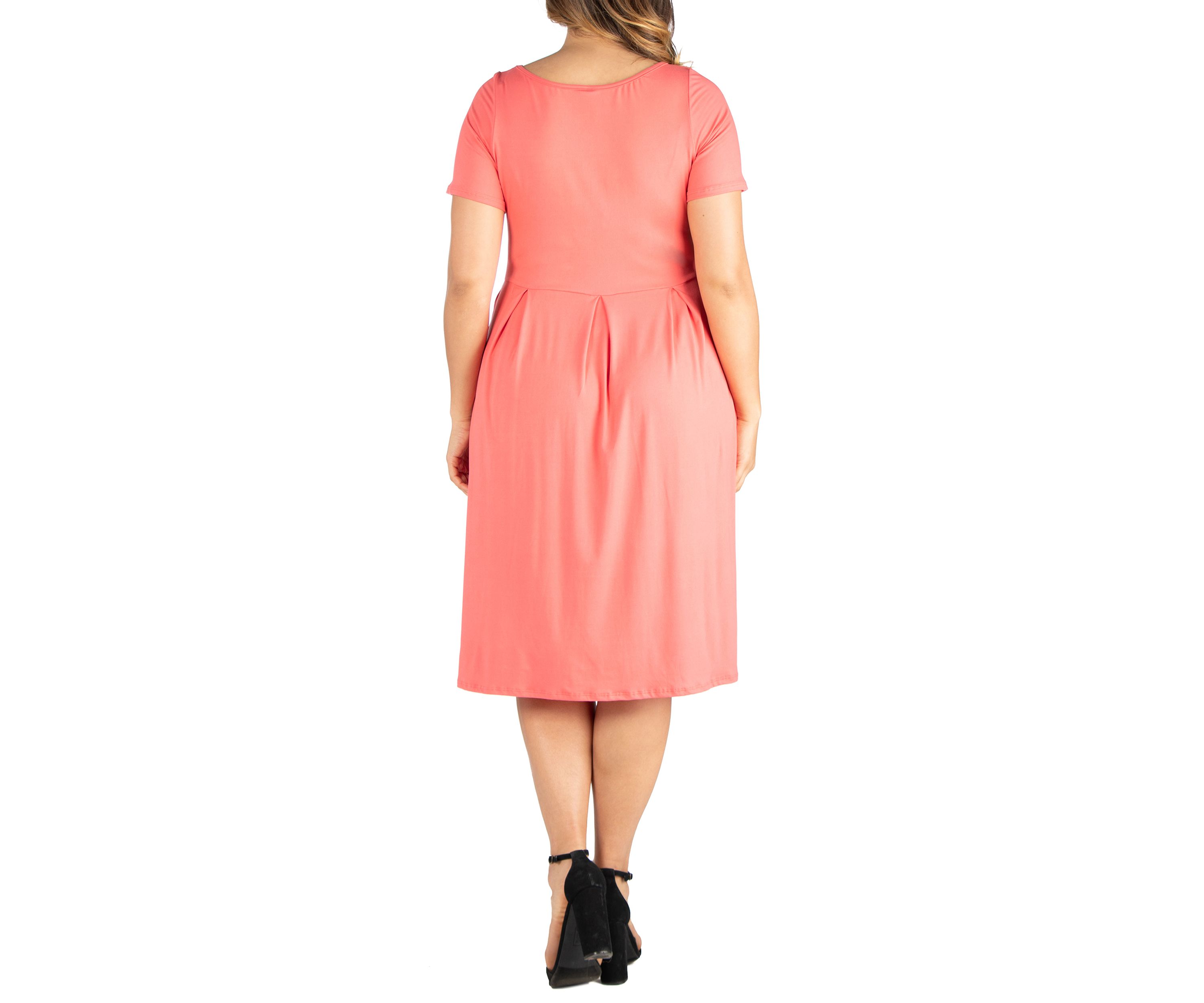 Plus Size Short Sleeve Midi Skater Dress with Pockets