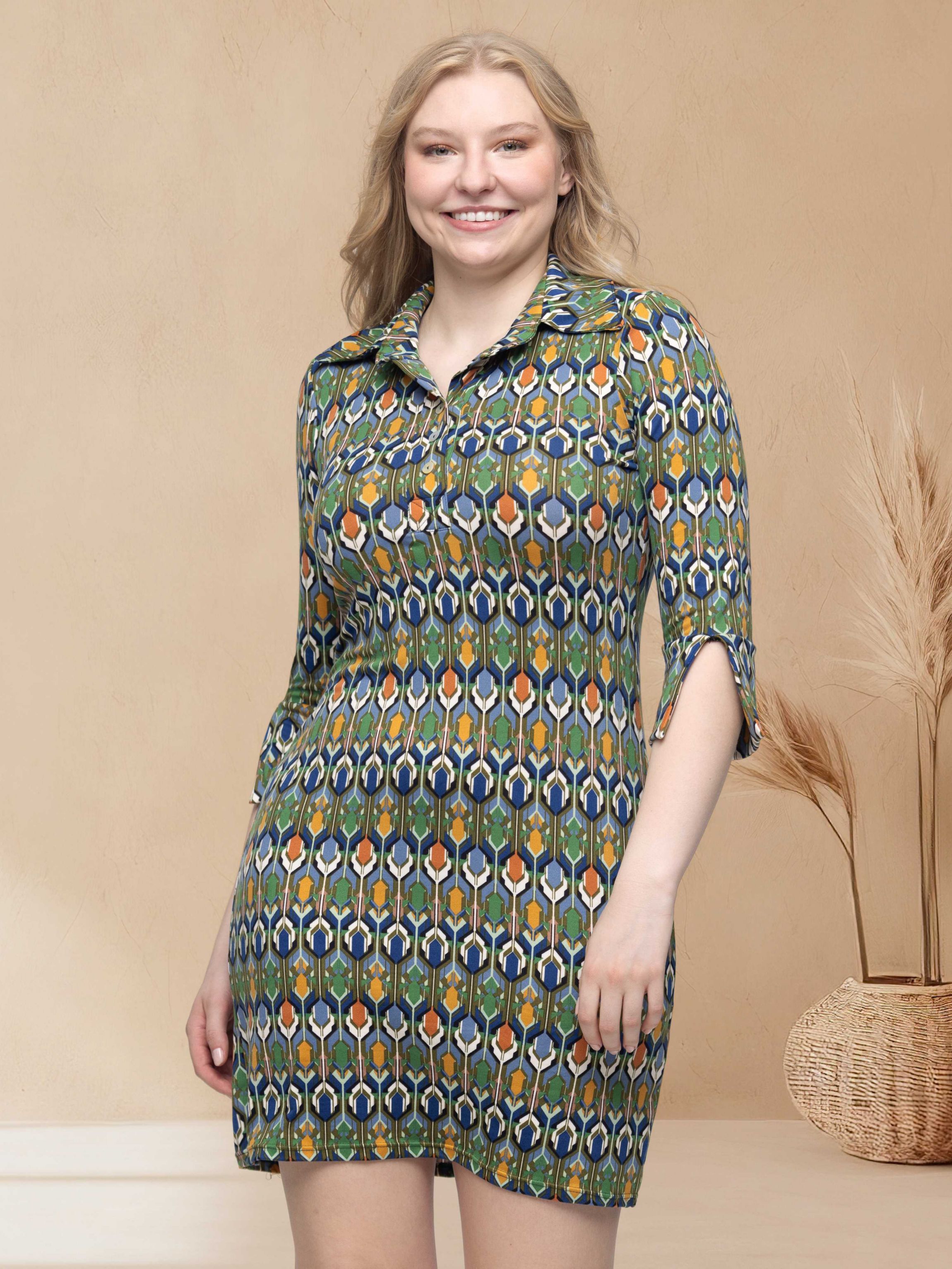 Womens Green Geometric Print Three Quarter Sleeve Collar Mini Dress