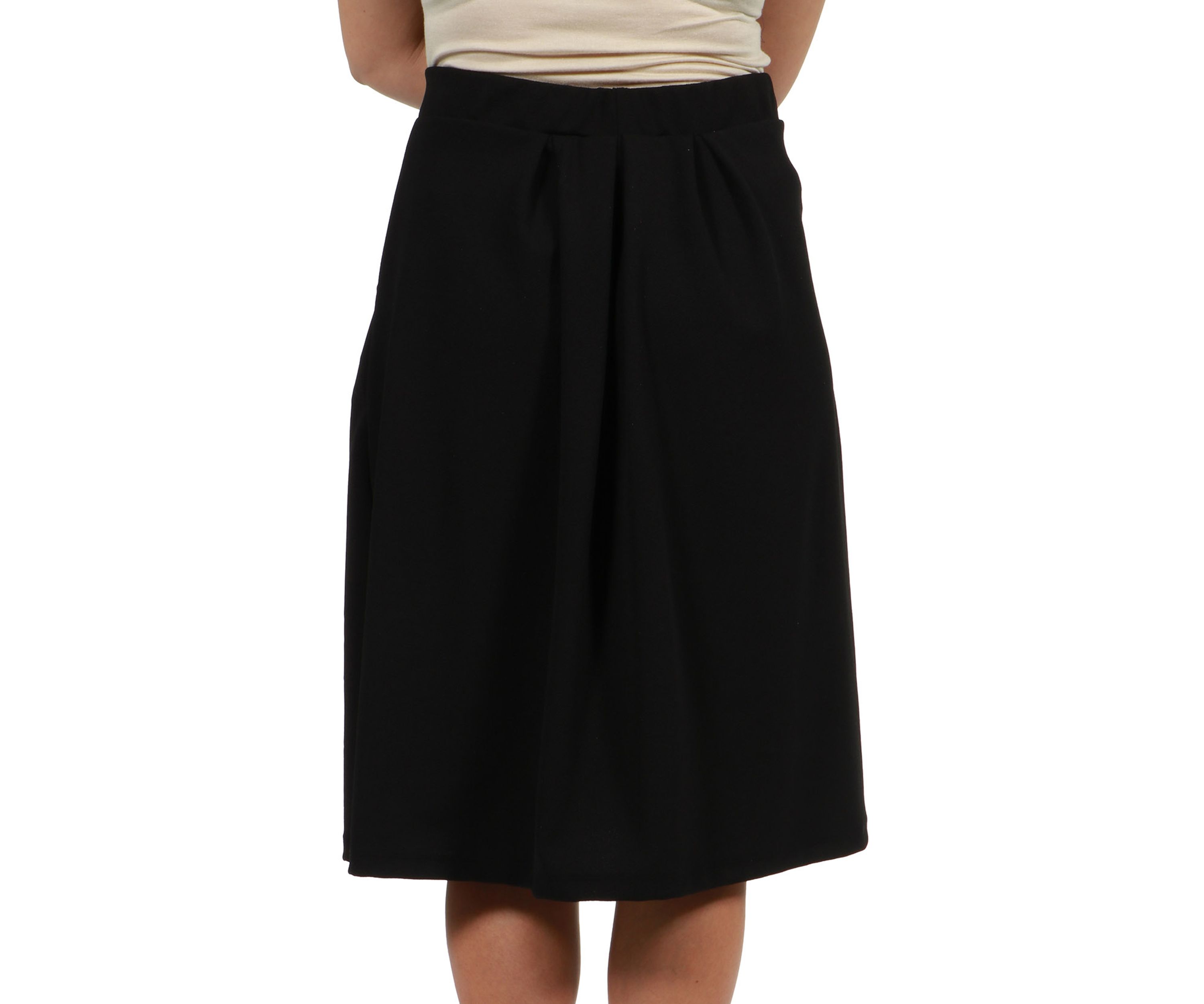 Classic Knee Length Black Skirt With Pockets