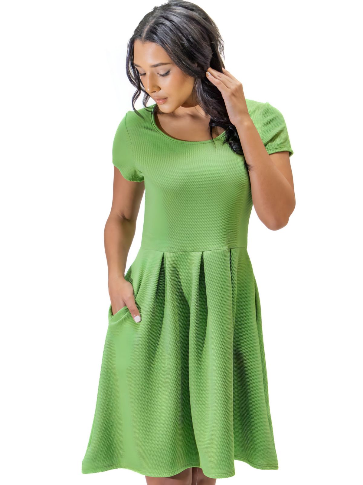 Womens Scoop Neck Knee Length Pleated Pocket Dress