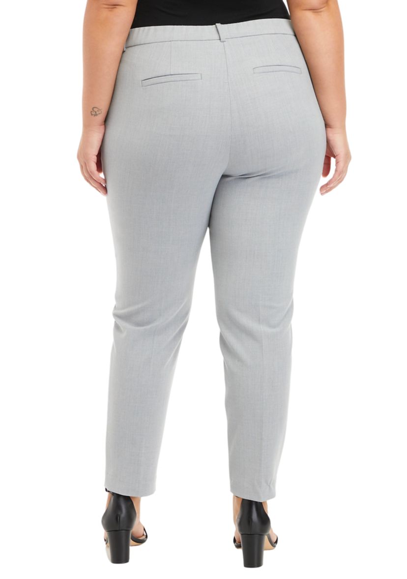 Plus Size Slim Cropped Pants