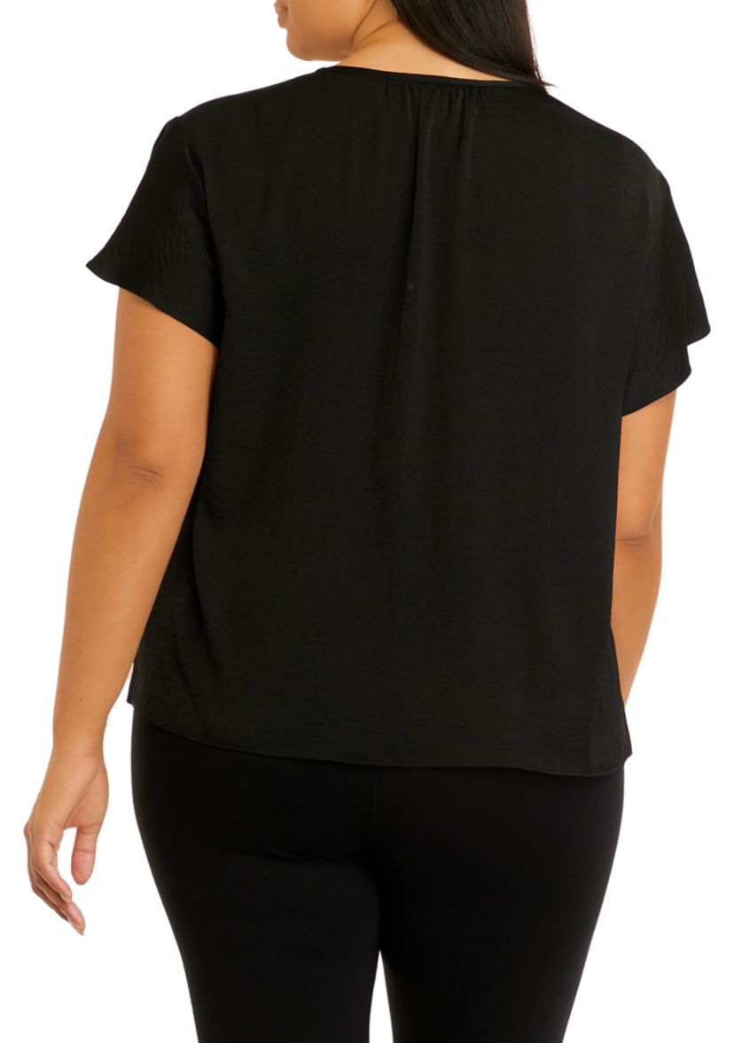 Plus Size Short Sleeve Flowy Top
