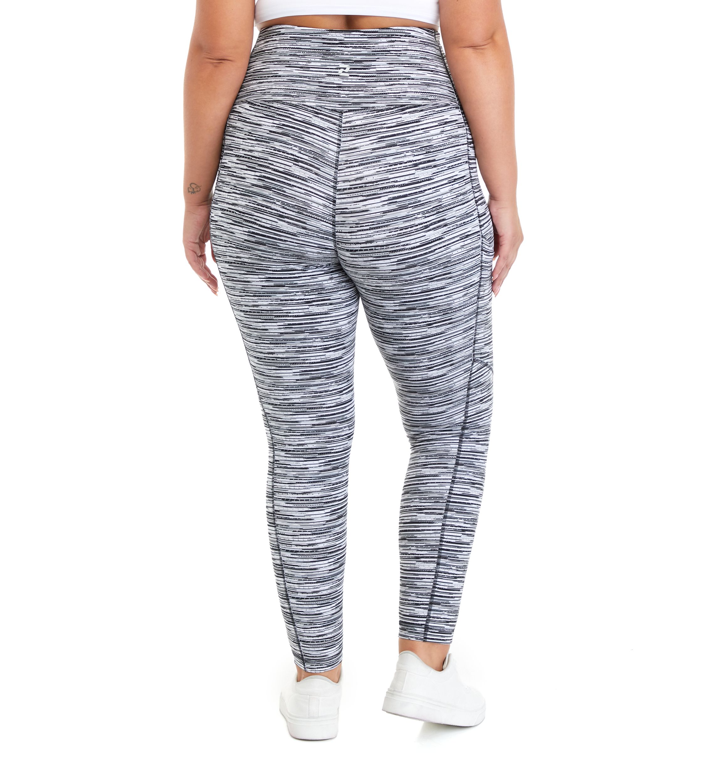 Plus Size Medium Impact High Waisted 7/8 Leggings