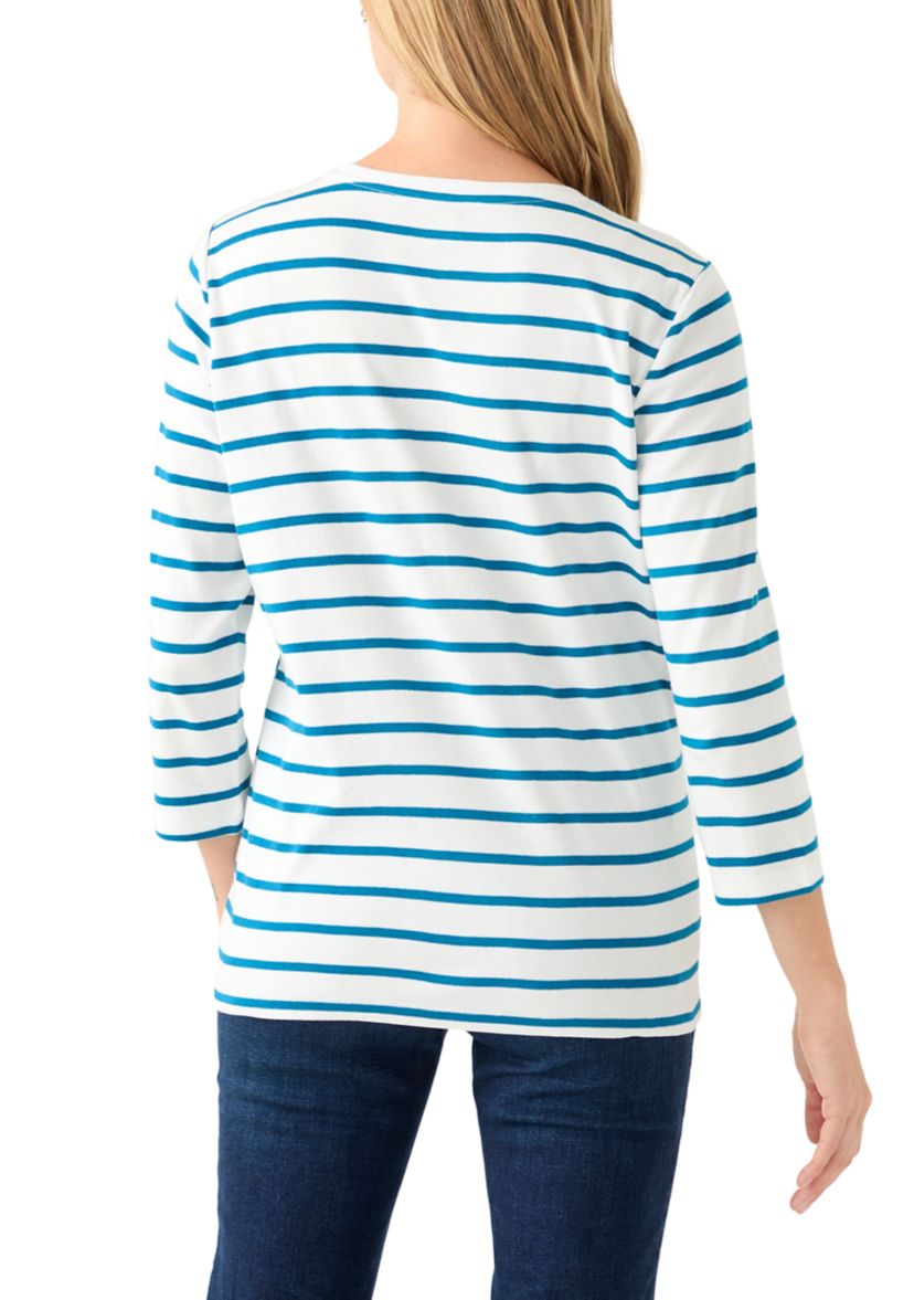 Petite 3/4 Sleeve Crew Neck Graphic Shirt