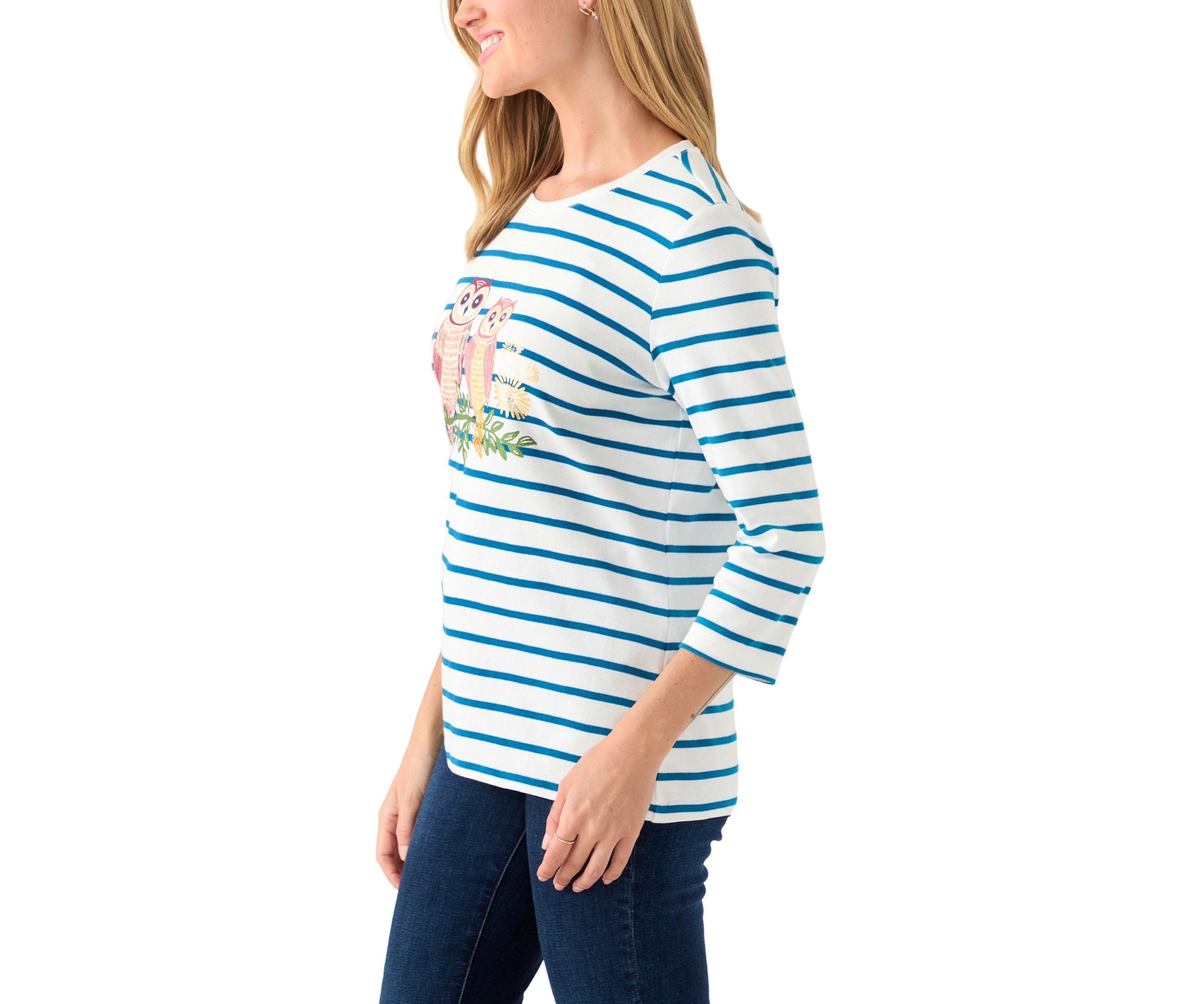 Petite 3/4 Sleeve Crew Neck Graphic Shirt