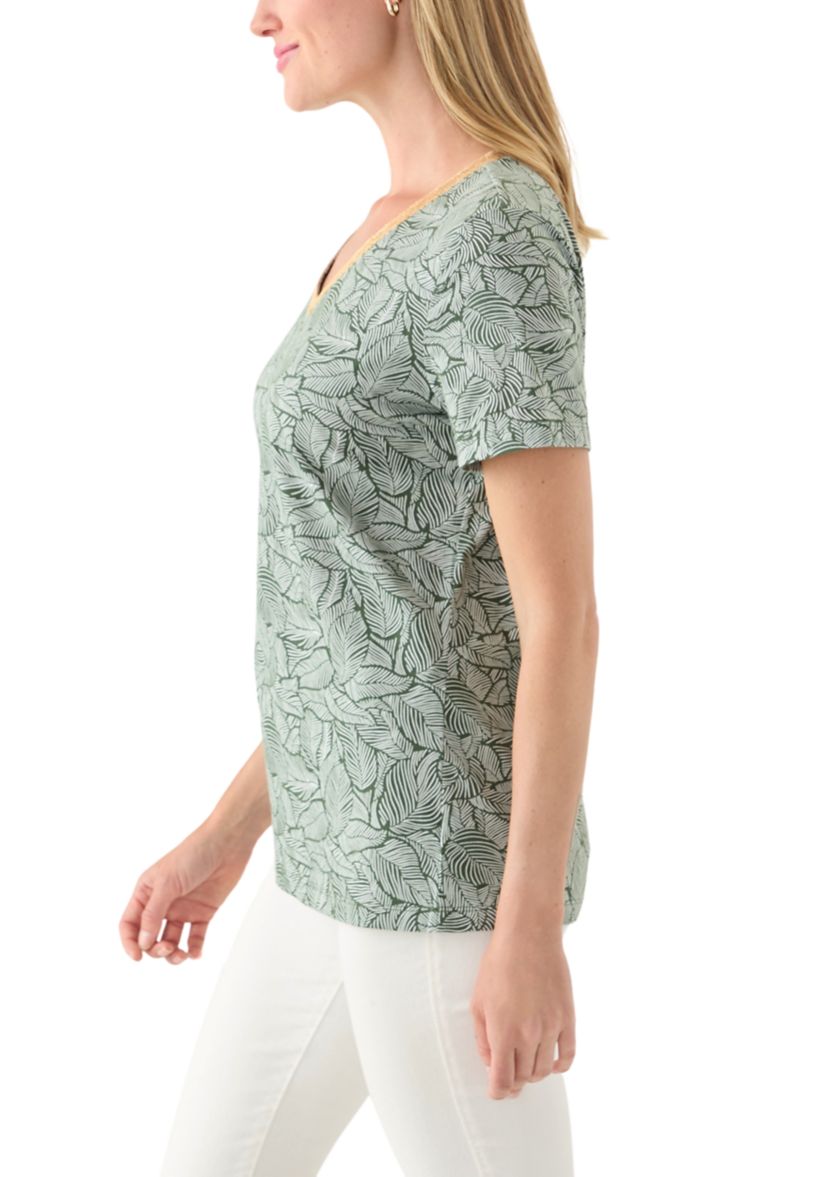 Petite Short Sleeve V-Neck Printed Trim Top 
