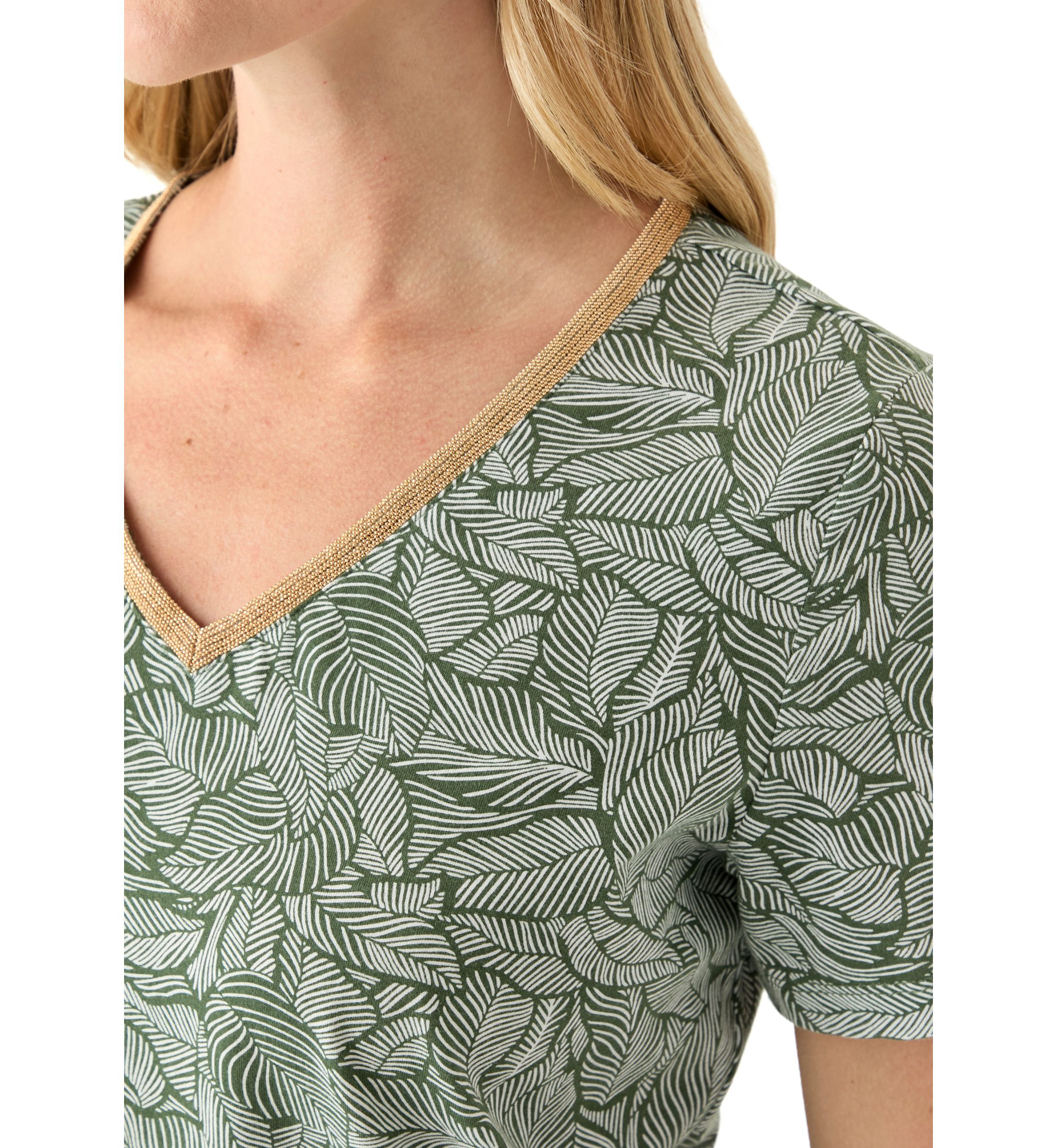 Petite Short Sleeve V-Neck Printed Trim Top 