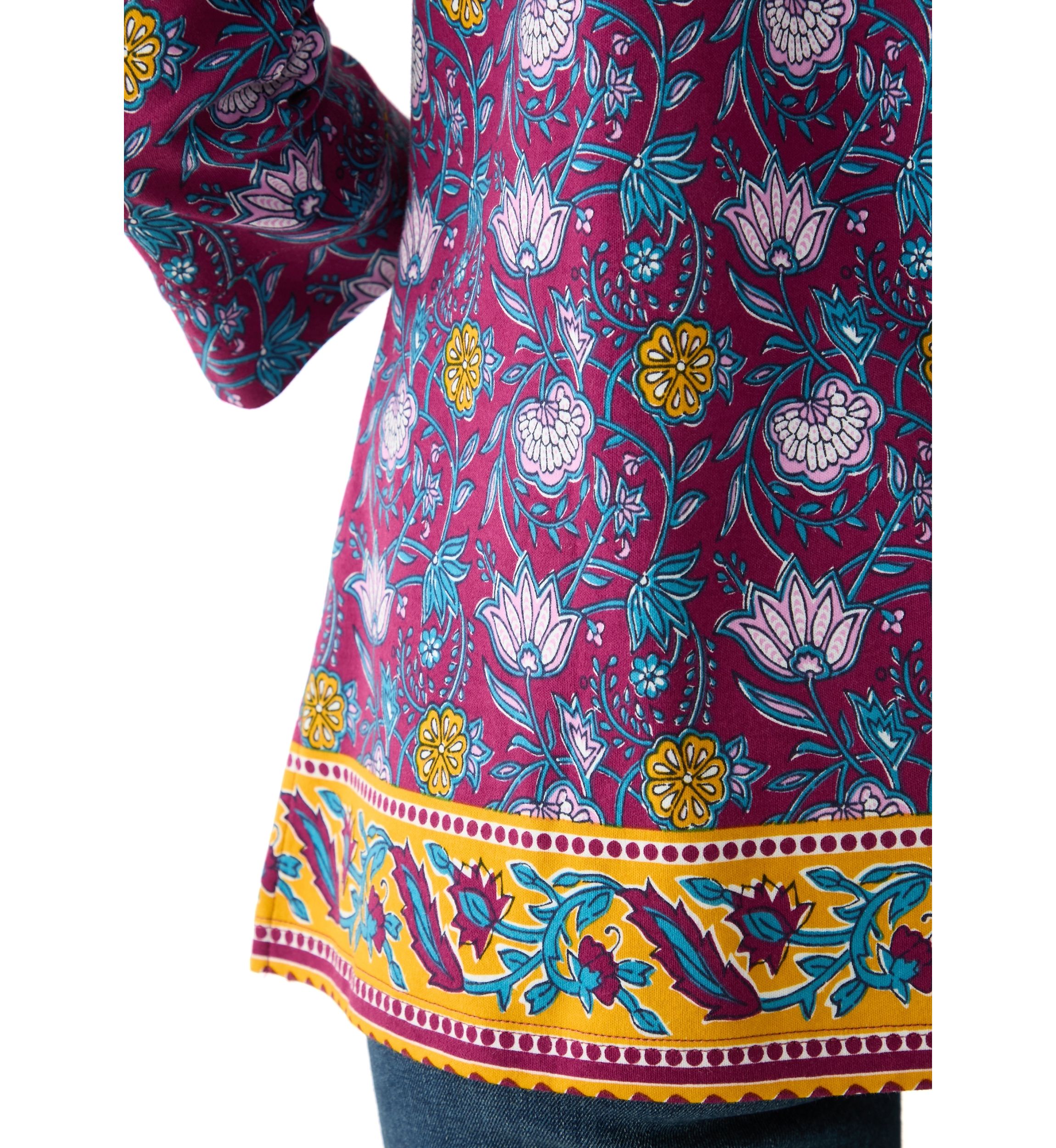 Petite Border Printed Top