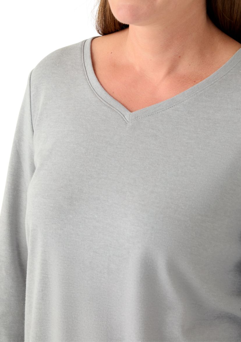 Petite 3/4 Sleeve V-Neck Top