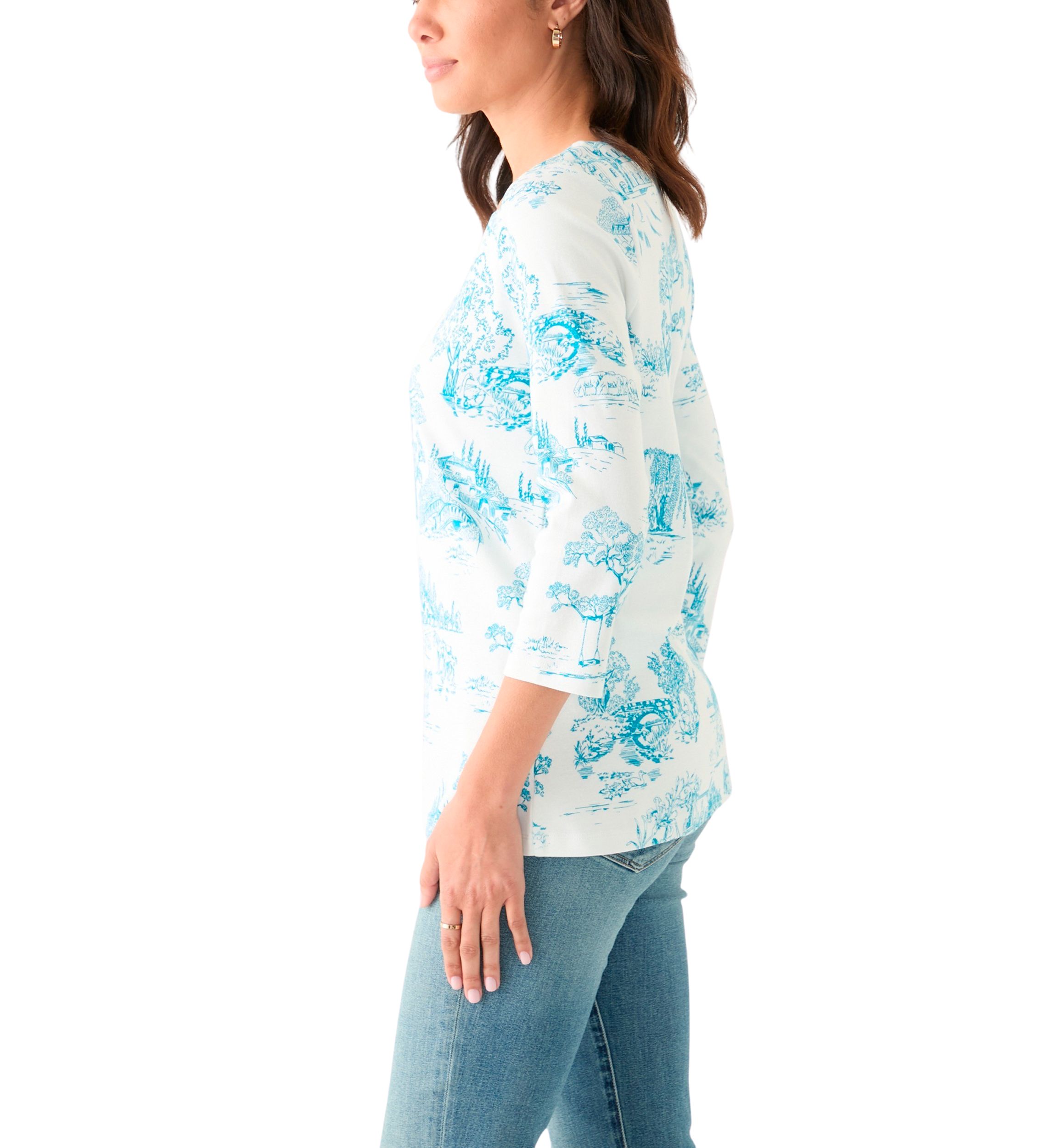 Womens 3/4 Sleeve Split Neck Allover Print Top