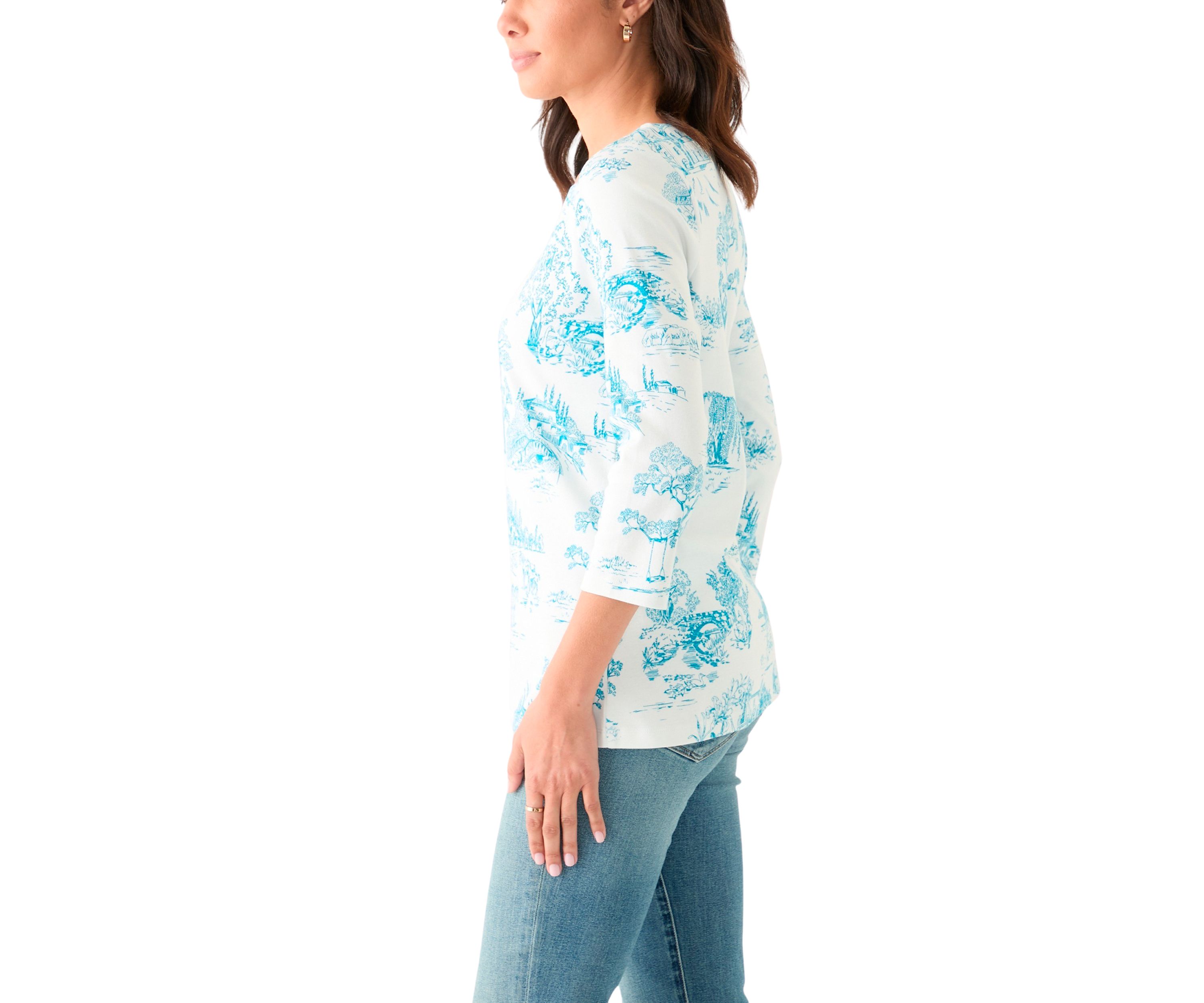 Womens 3/4 Sleeve Split Neck Allover Print Top