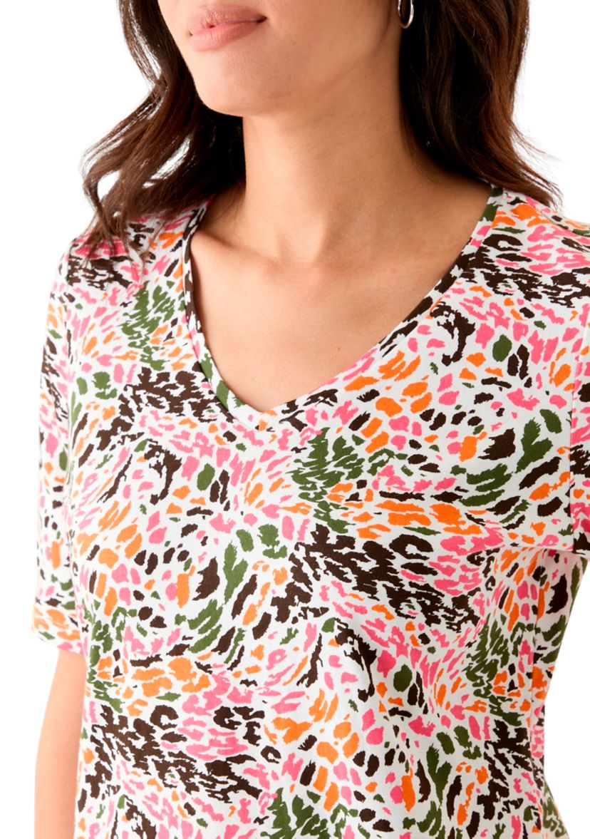 Womens Printed V-Neck Top
