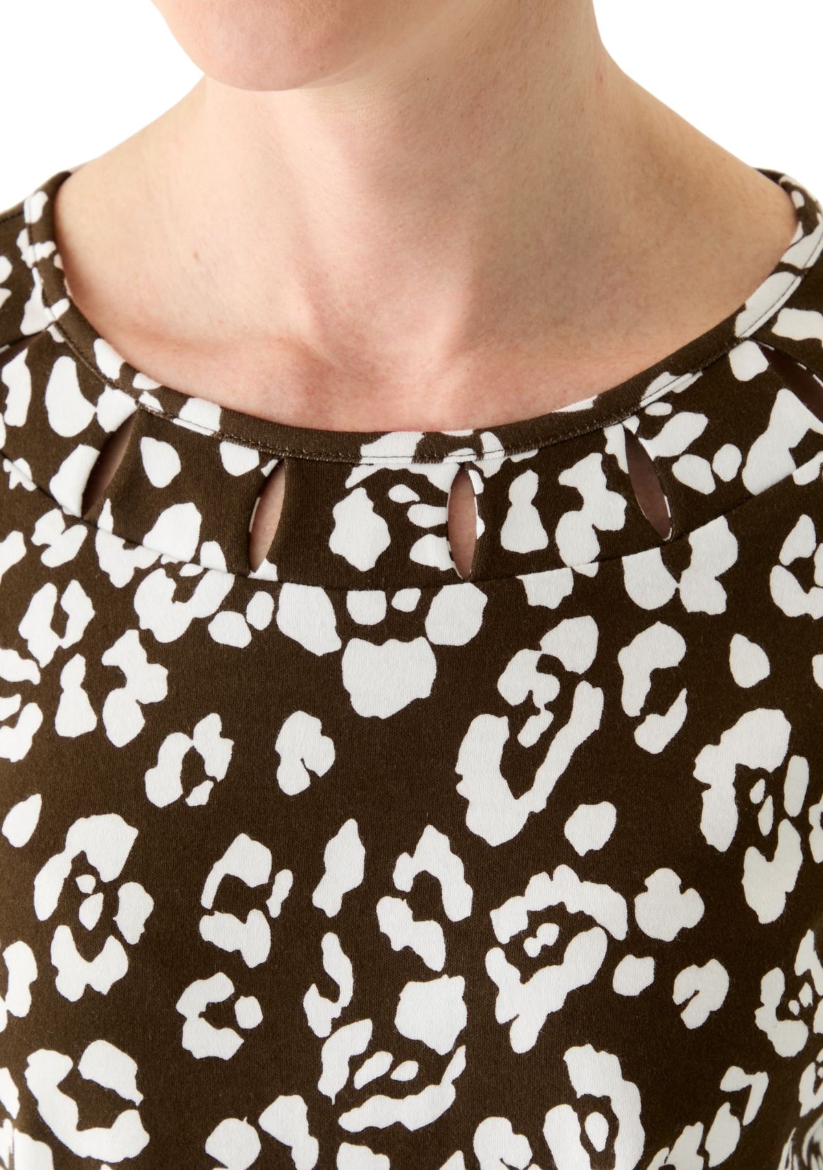 Womens Cutout Detail Printed Top