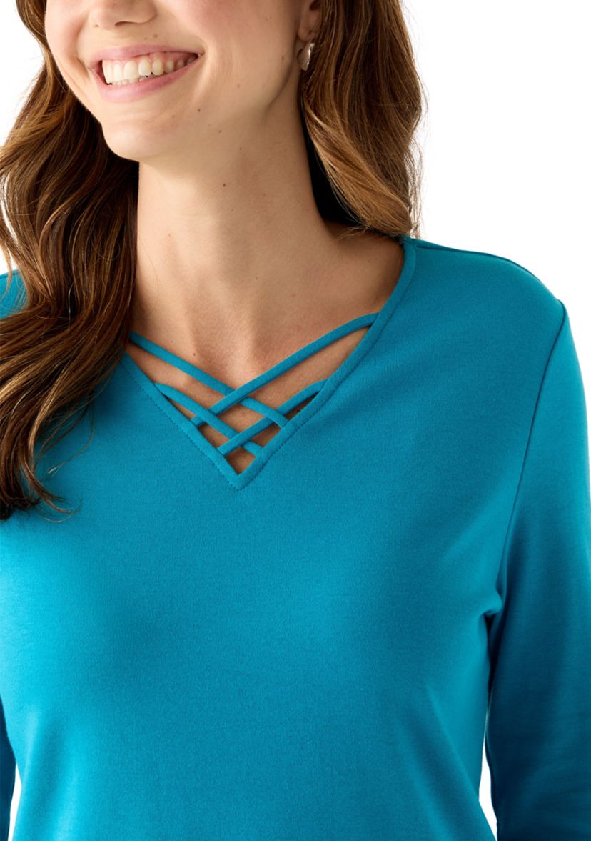 Womens Detailed V-Neck Shirt