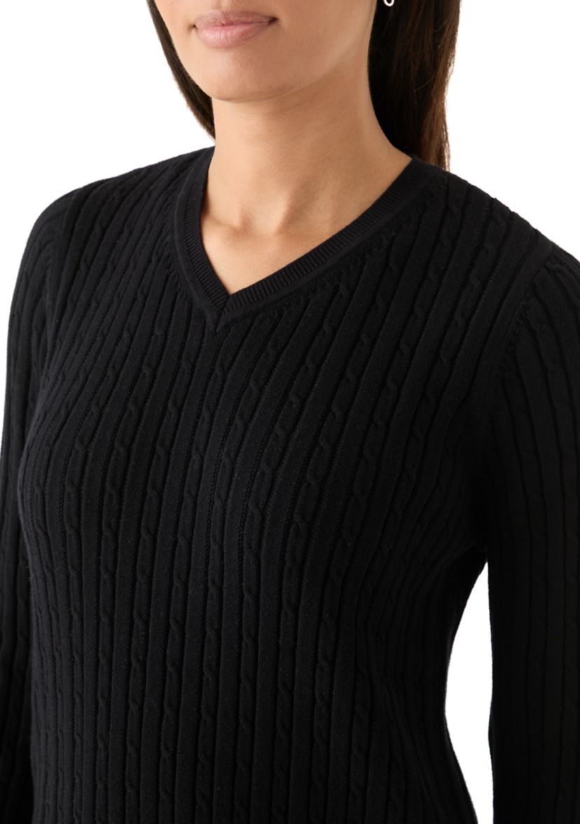 Womens V-Neck Cable Knit Sweater
