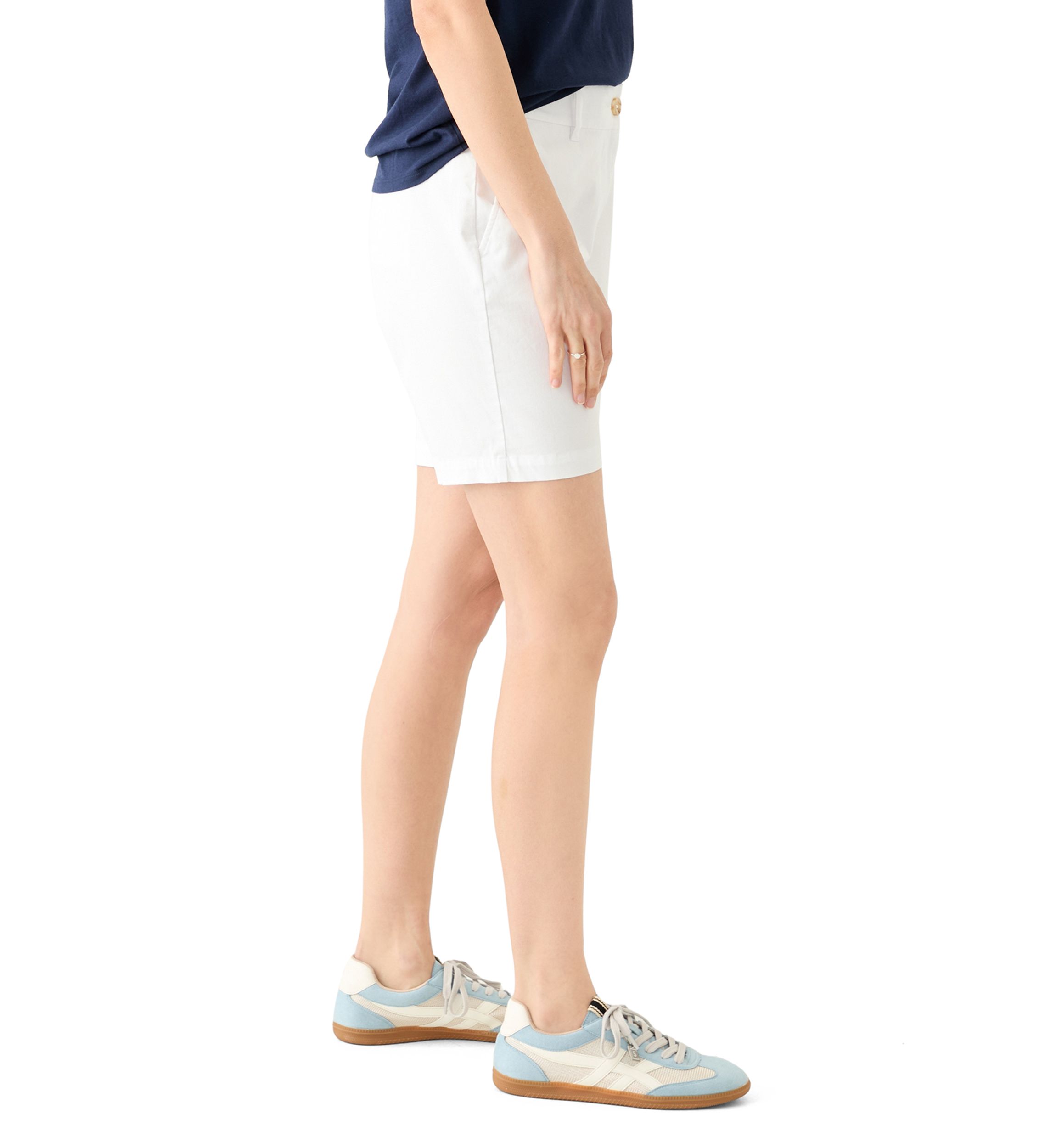 Womens 7" Chino Shorts