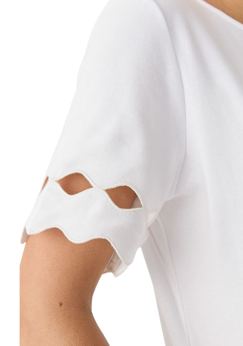 Womens Elbow Sleeve T-Shirt with Scallop Detail