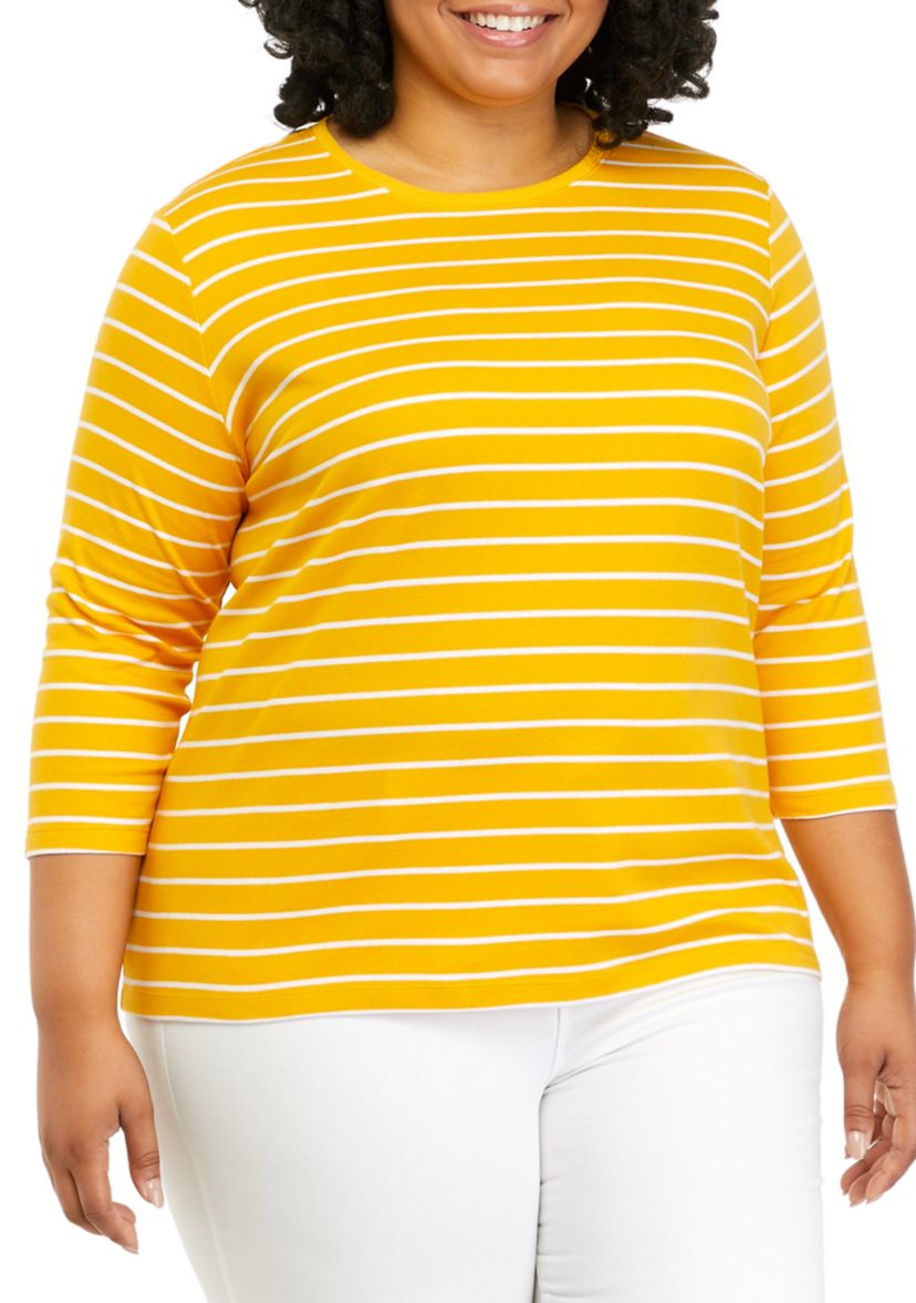 Plus Size 3/4 Sleeve Crew Neck Top