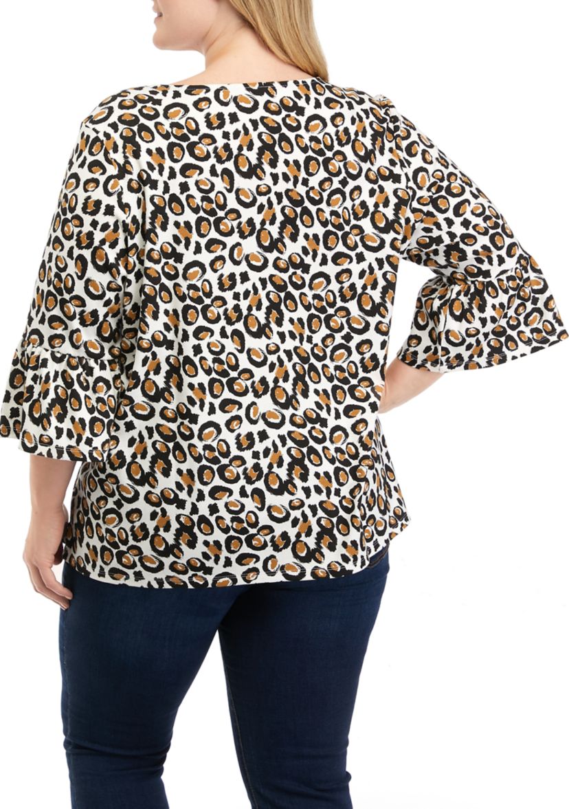Plus Size 3/4 Sleeve Animal Printed Top 