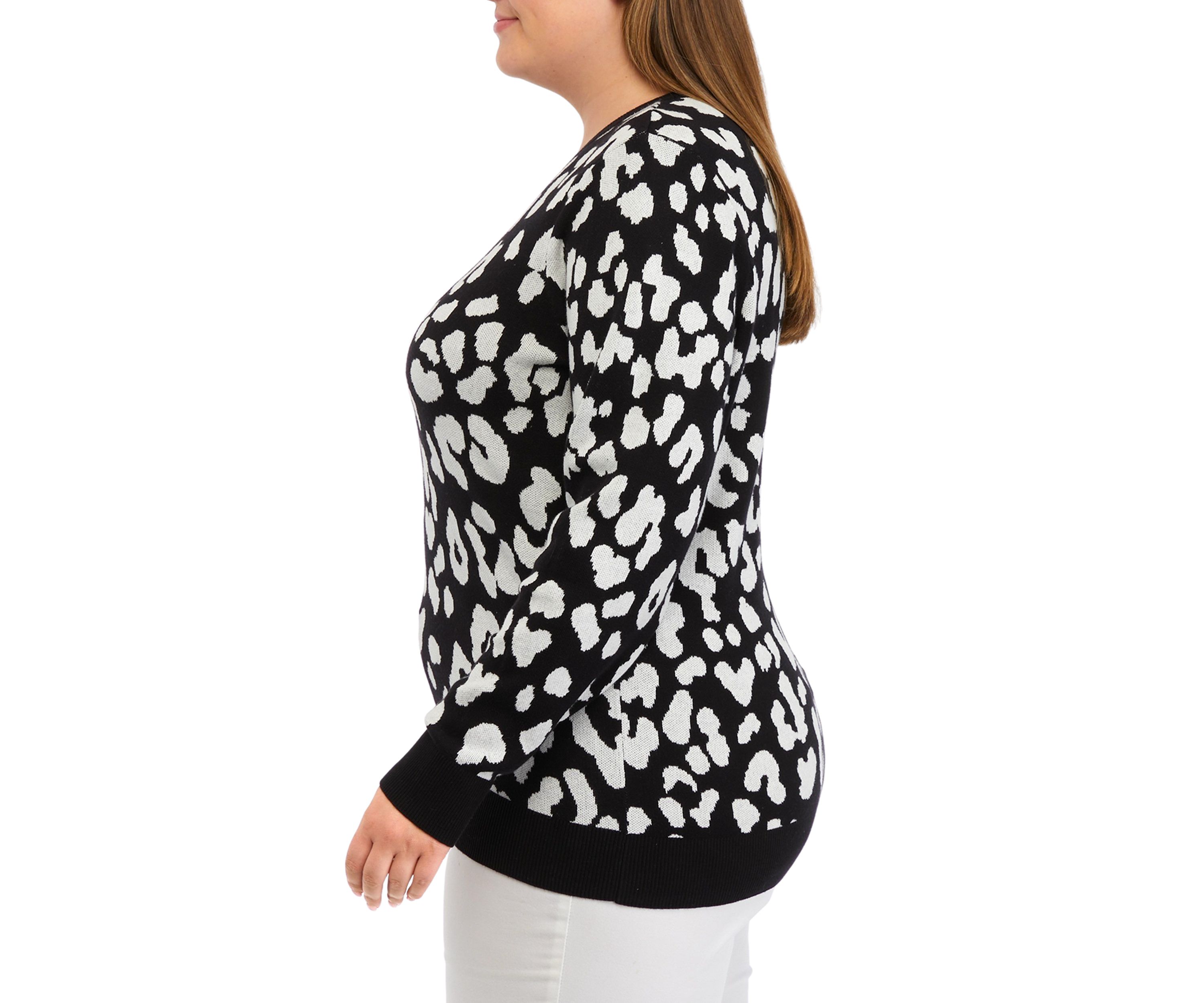 Plus Size Long Sleeve Animal Print Sweater 