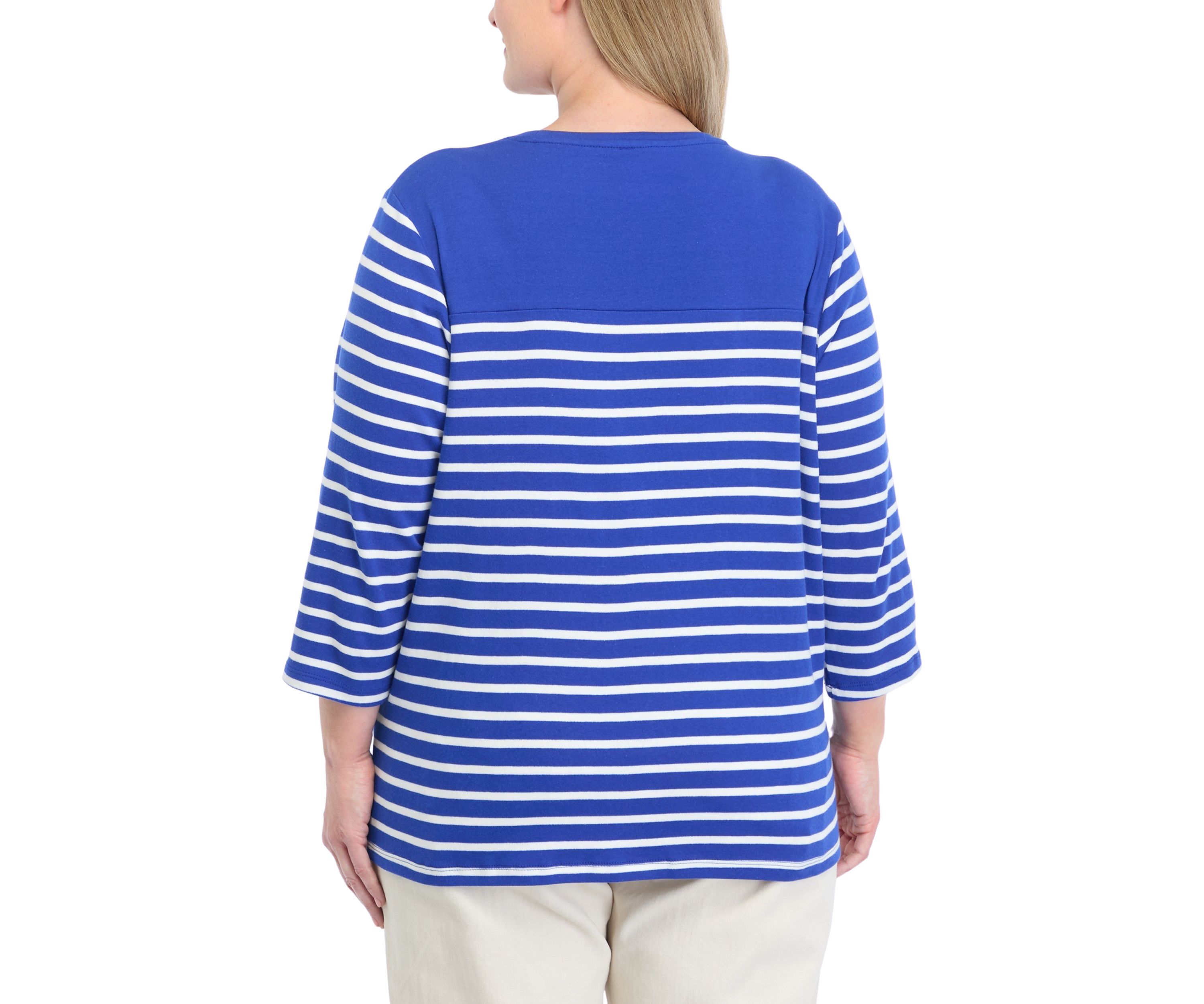 Plus Size 3/4 Sleeve Crew Yoke Graphic T-Shirt