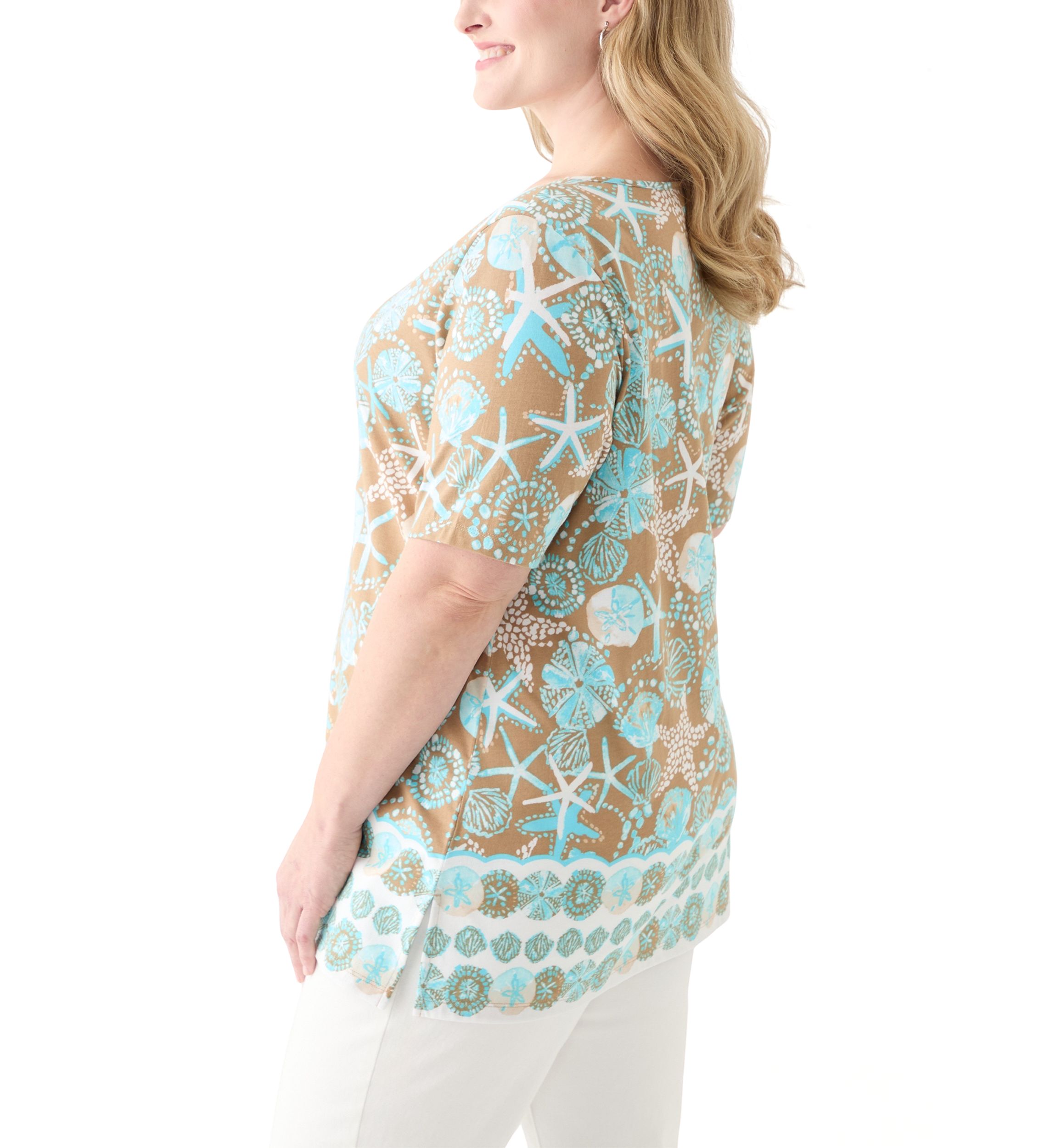 Plus Size Keyhole Border Printed Top